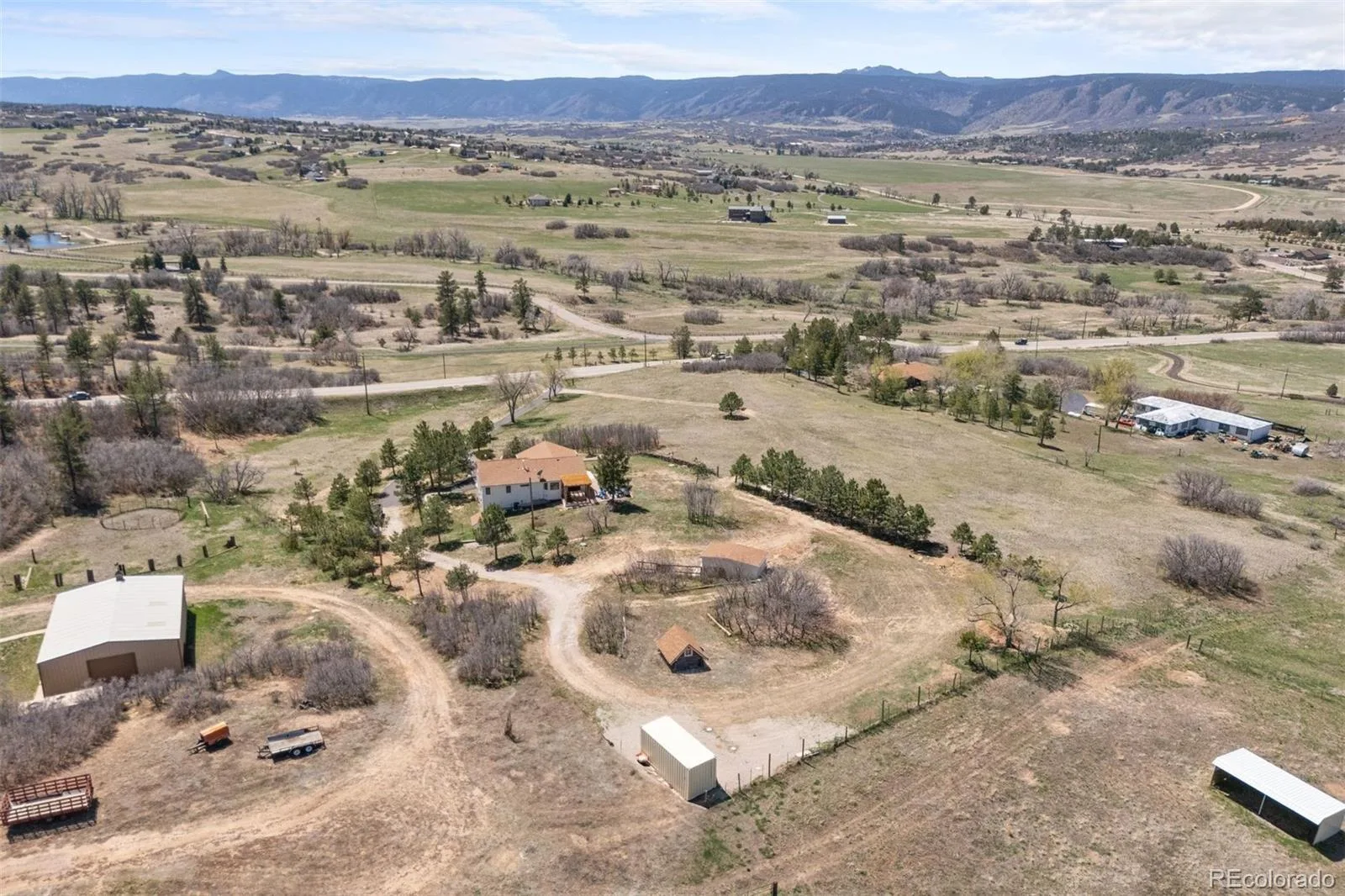 3303 Wolfensberger Rd Road Sedalia CO 80135 | MLS #REC4330311 08262026000605 1600 34
