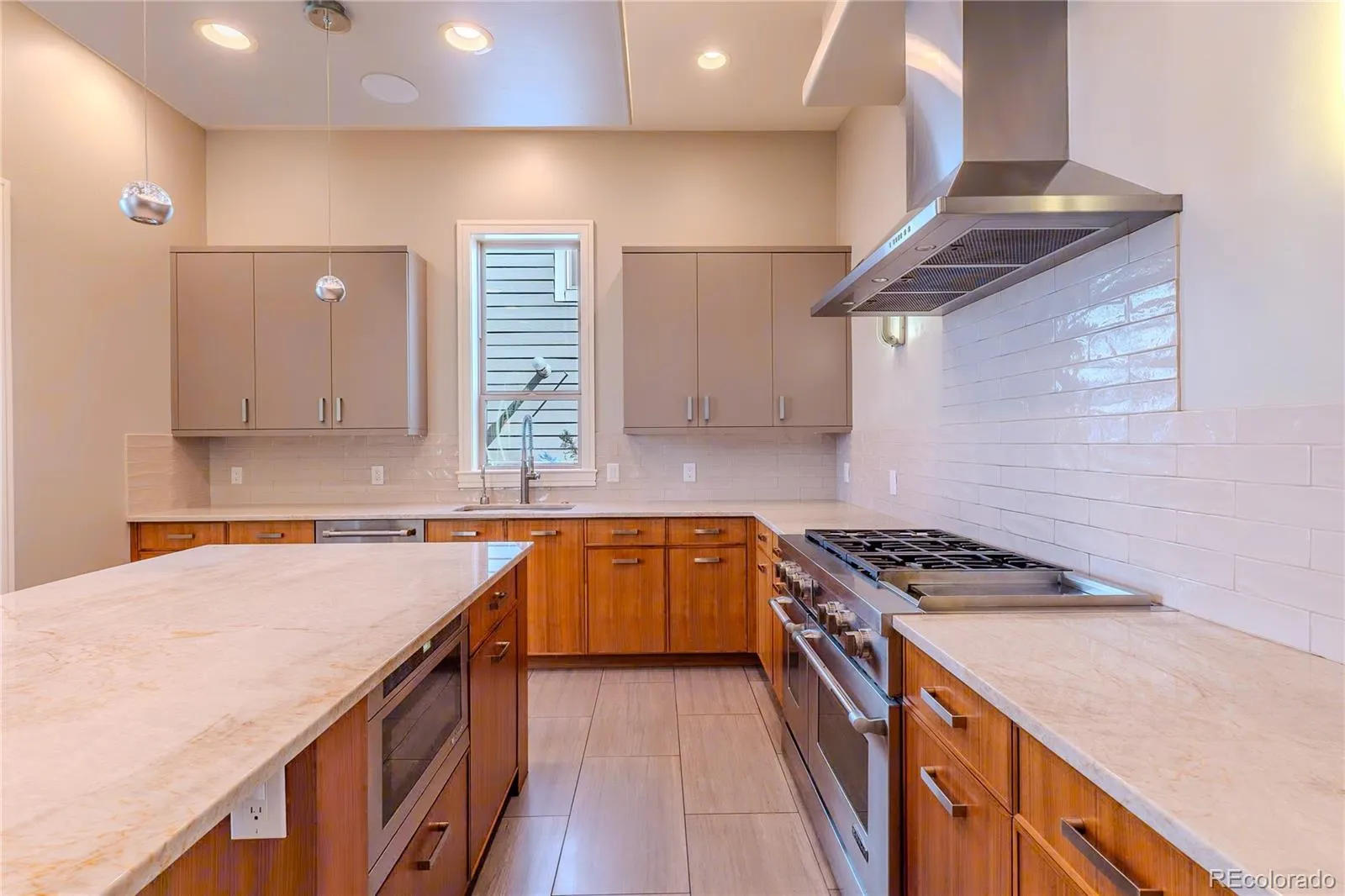 1745 N Emerson Street Denver CO 80218 MLS #REC4330659 04302026191102 1600 12