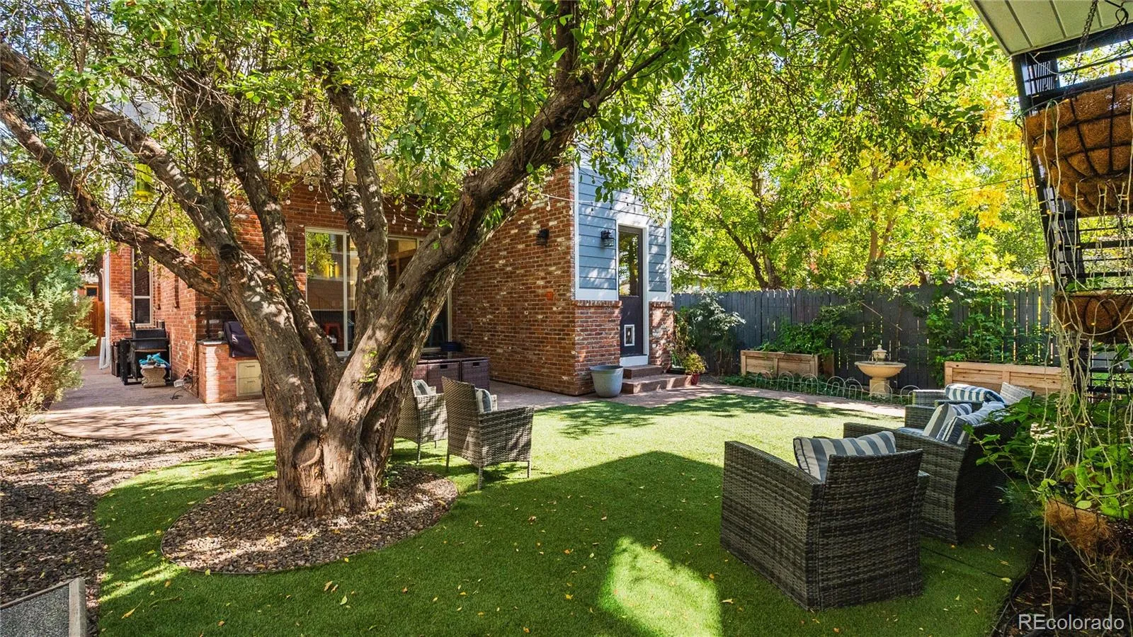 1745 N Emerson Street Denver CO 80218 MLS #REC4330659 04302026191102 1600 40