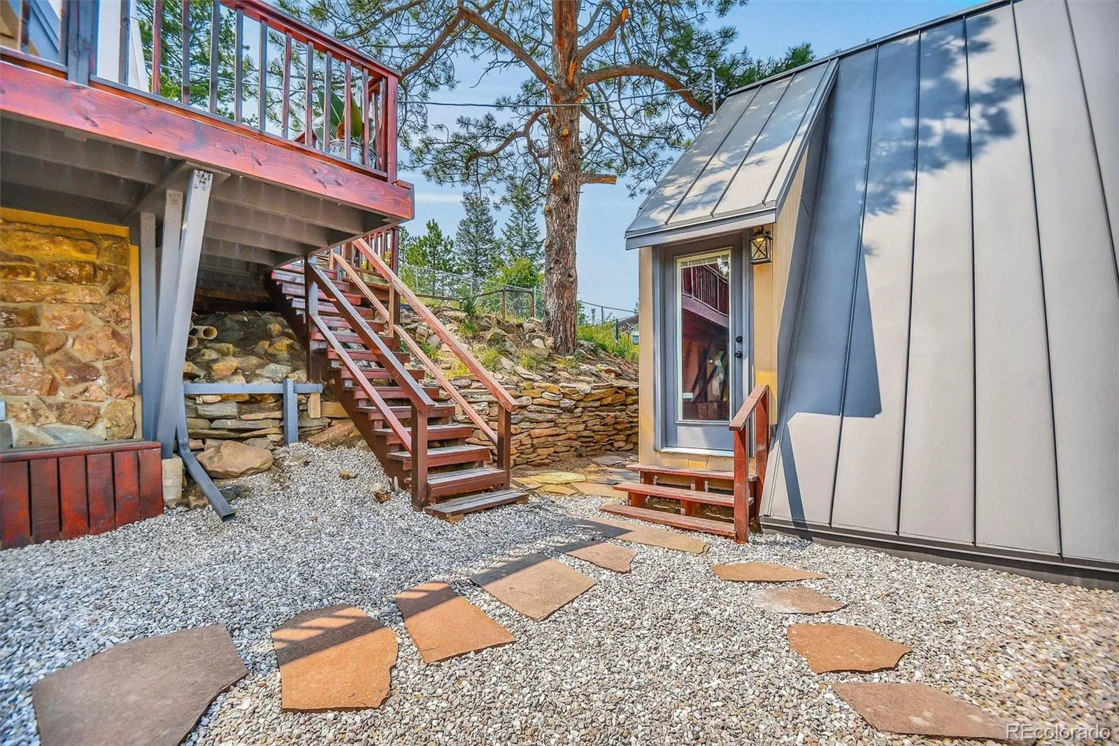 819 Hyland Drive Evergreen CO 80439 | MLS #REC4333569 06252026141553 1600 32