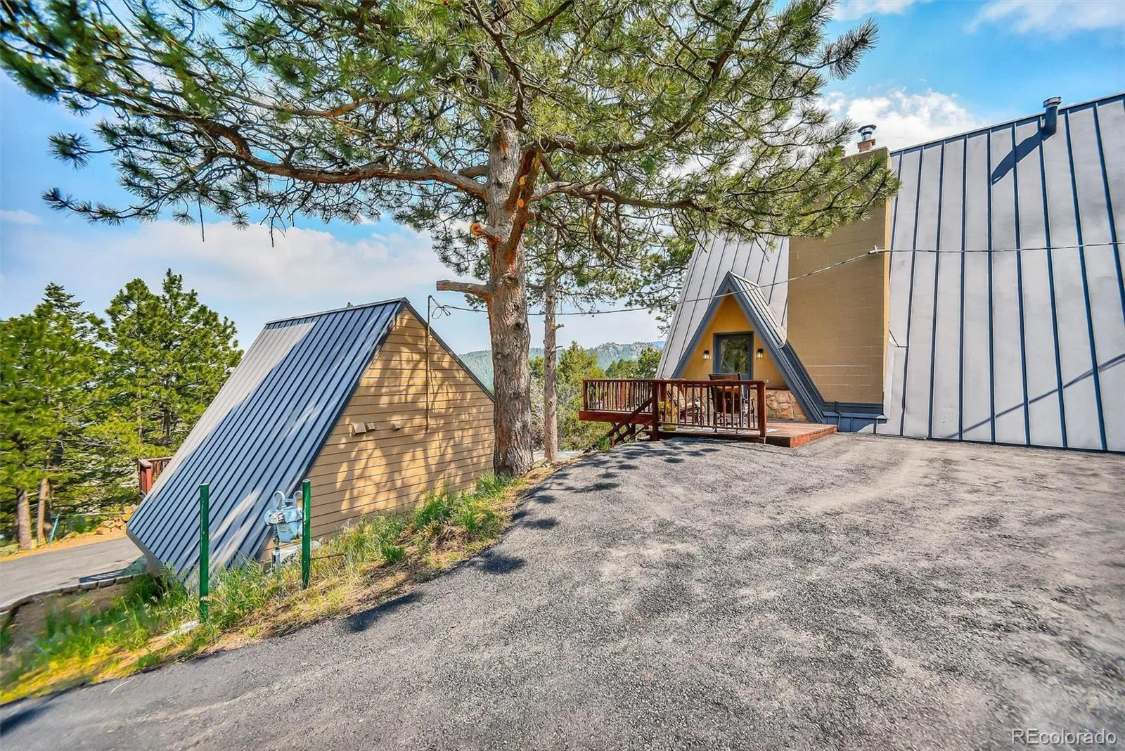 819 Hyland Drive Evergreen CO 80439 | MLS #REC4333569 06252026141553 1600 35