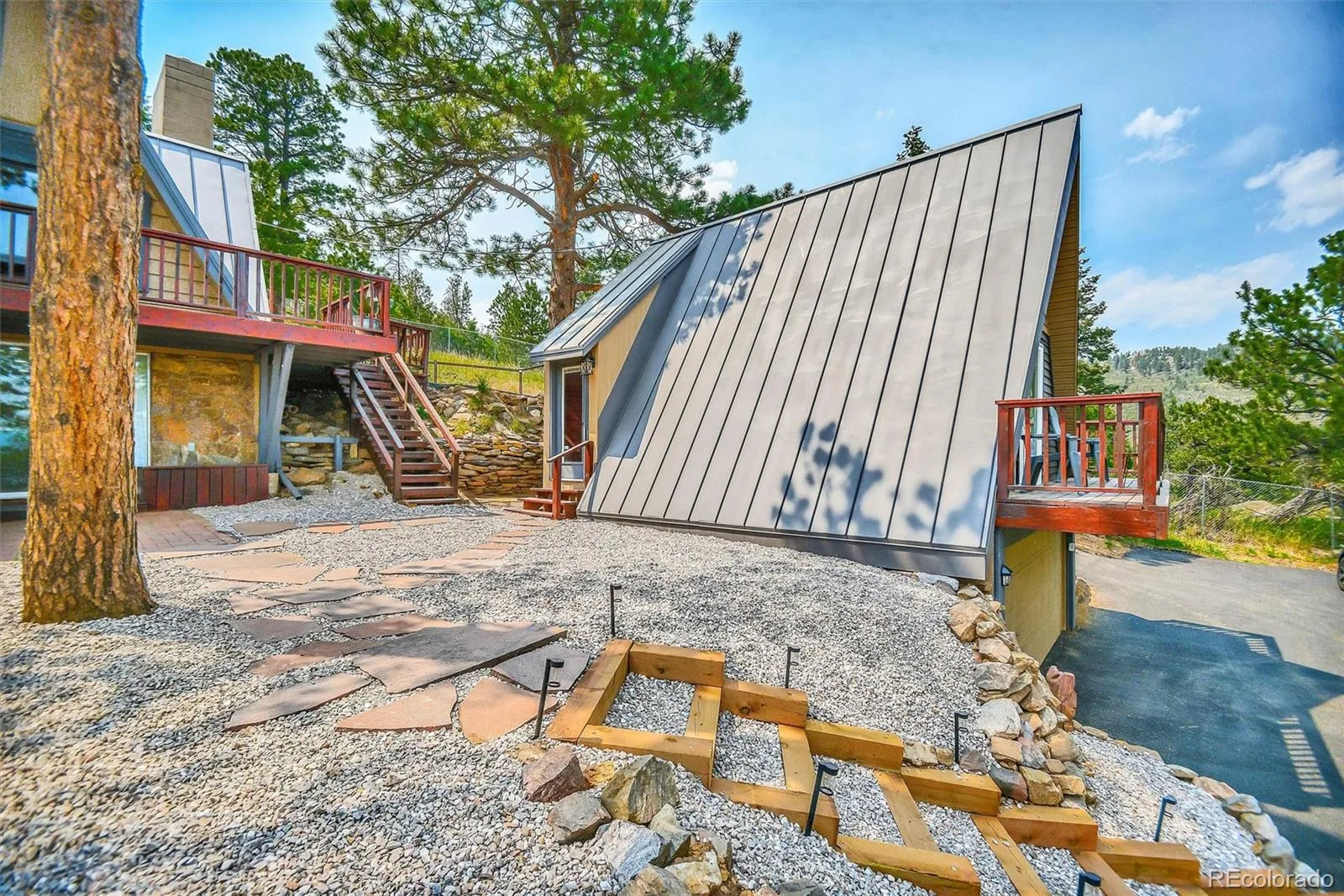 819 Hyland Drive Evergreen CO 80439 | MLS #REC4333569 06252026141553 1600 36