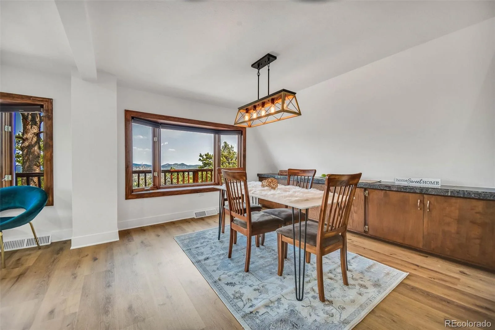 819 Hyland Drive Evergreen CO 80439 | MLS #REC4333569 06252026141553 1600 4