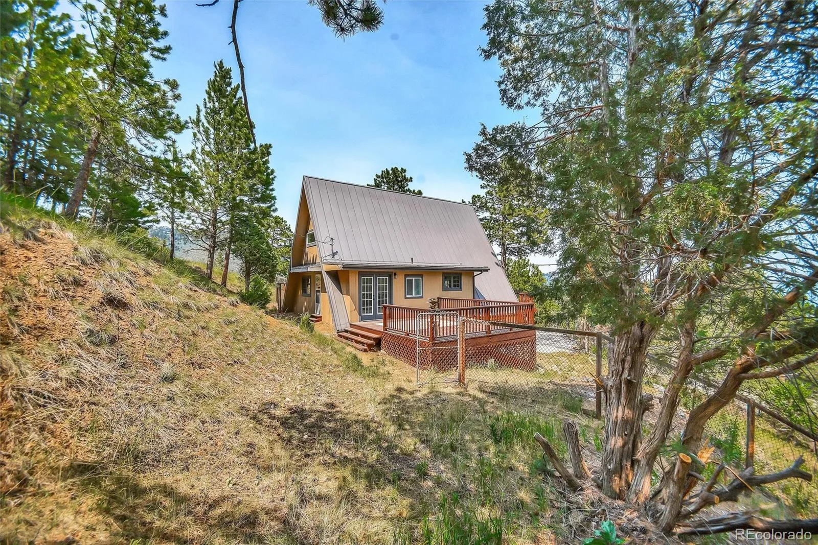 819 Hyland Drive Evergreen CO 80439 | MLS #REC4333569 06252026141553 1600 43