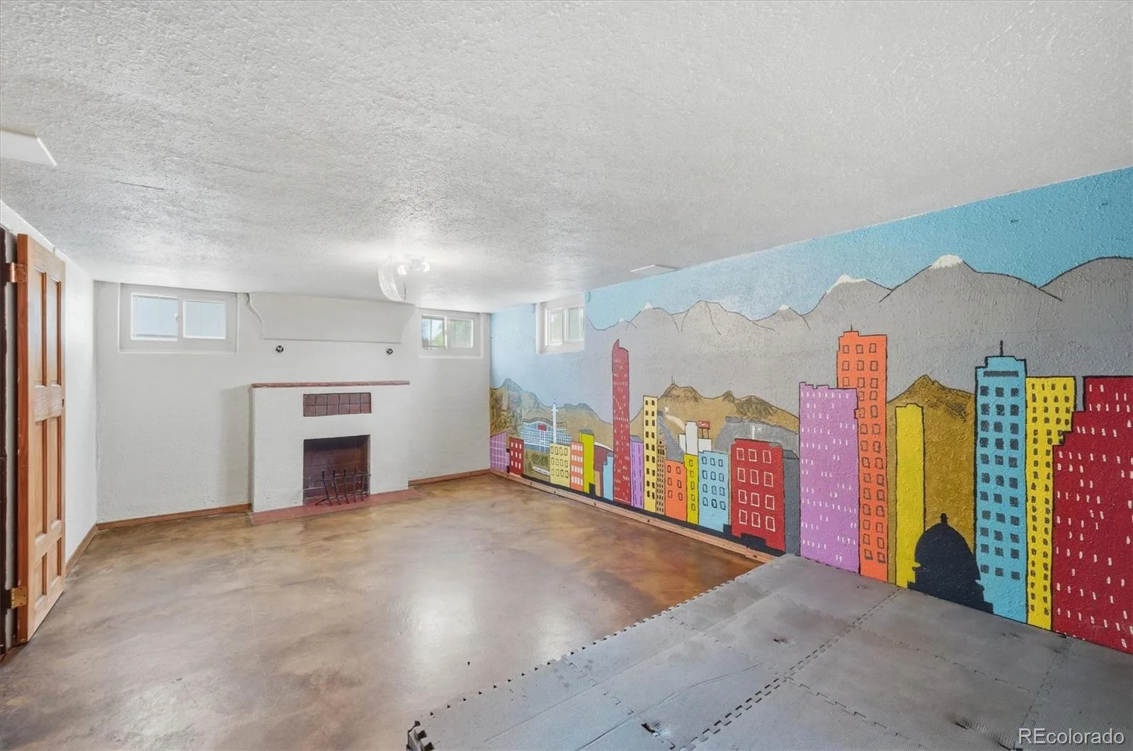 310 S Clay Street Denver CO 80219 MLS #REC4333763 06102026195702 1600 30