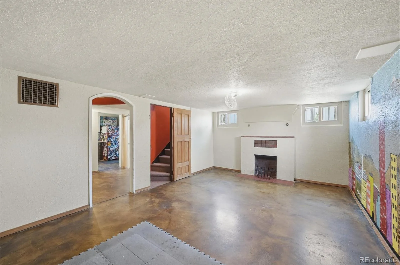 310 S Clay Street Denver CO 80219 MLS #REC4333763 06102026195702 1600 31