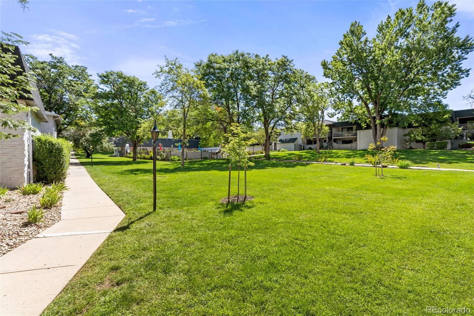 3534 S Ivanhoe Street Denver CO 80237 | MLS #REC4334141 08202026000602 1600 23