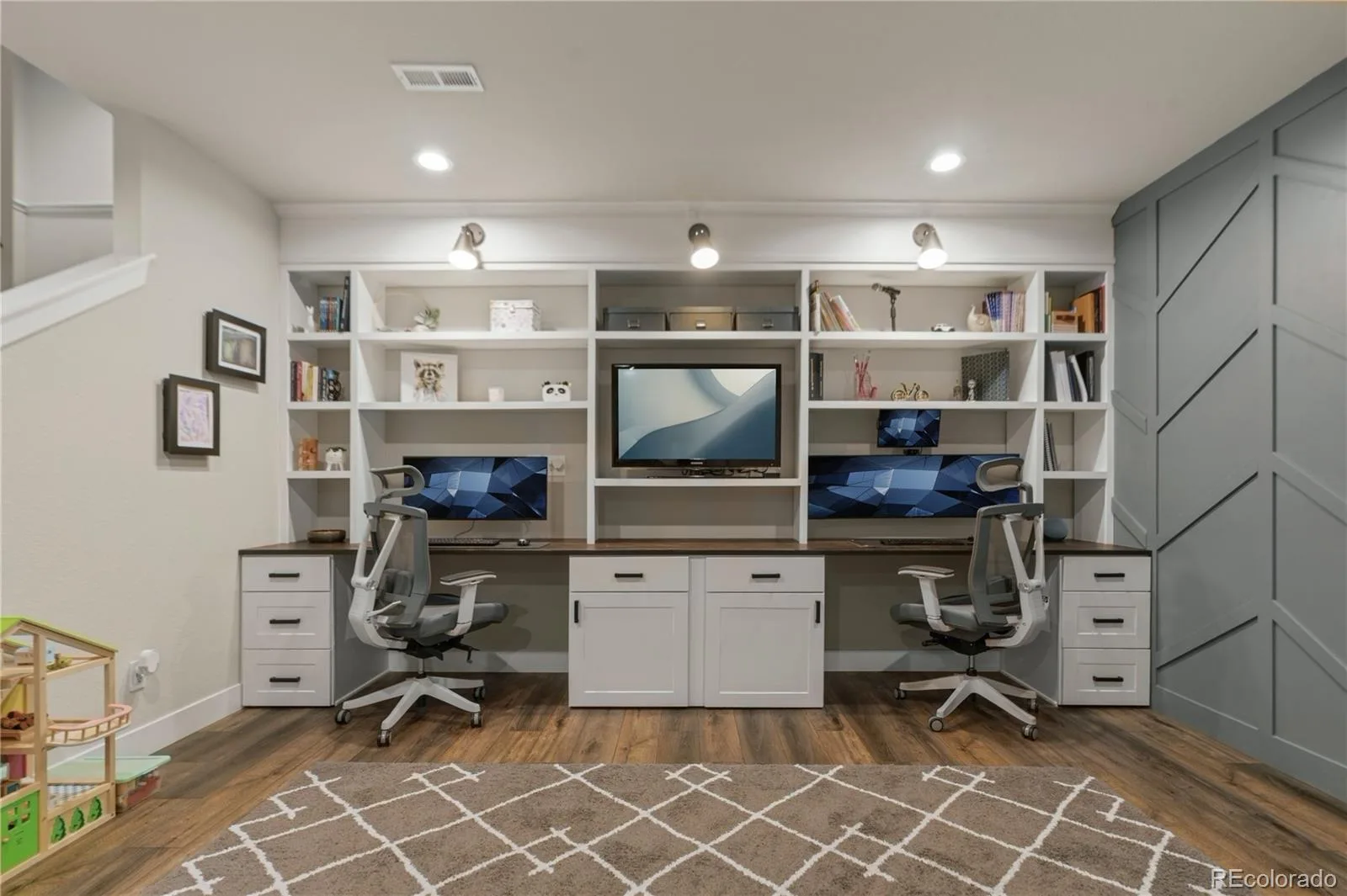 2510 Lima Street Aurora CO 80010 | MLS #REC4334534 10082026161510 1600 28