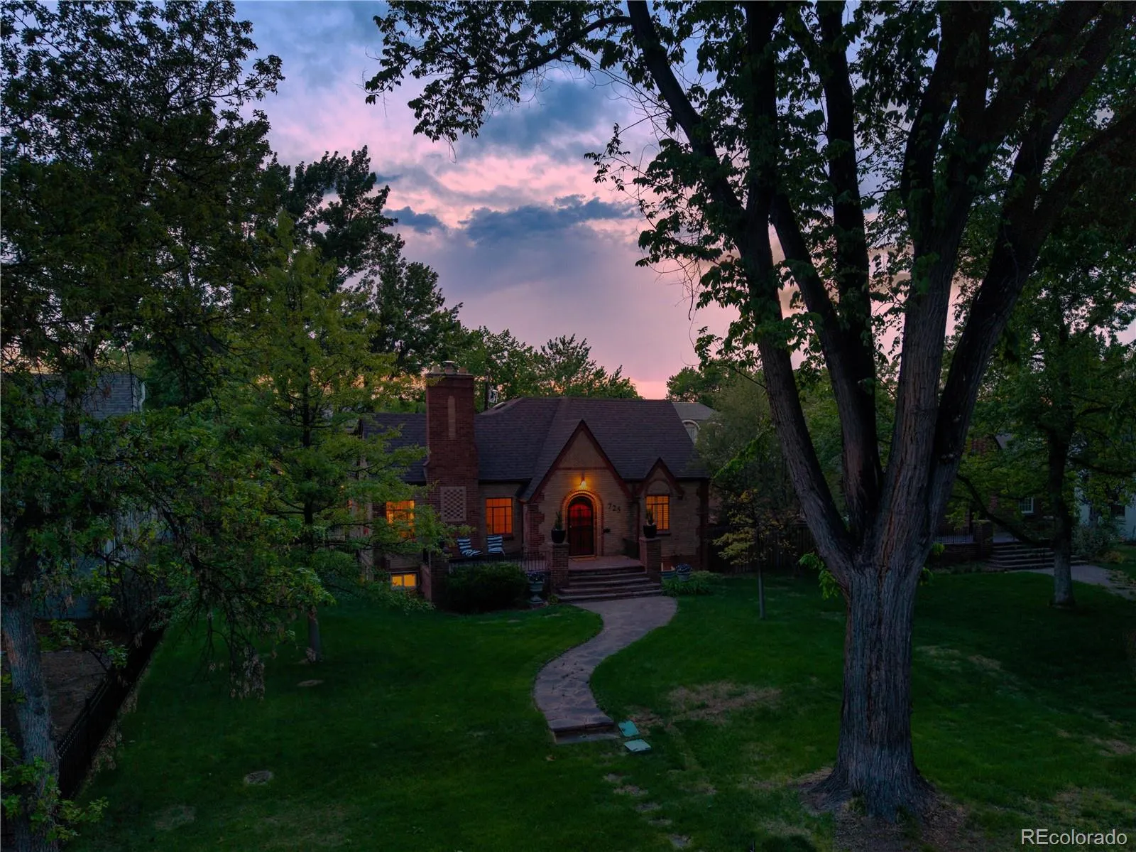 725 Monaco Parkway Denver CO 80220 MLS #REC4334735 05162026211655 1600 1