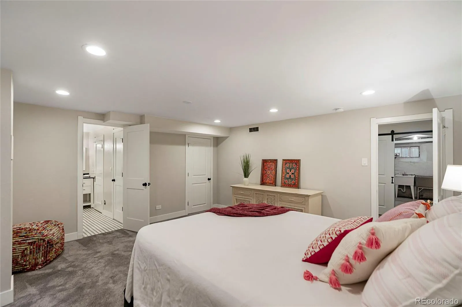 725 Monaco Parkway Denver CO 80220 MLS #REC4334735 05162026211655 1600 28