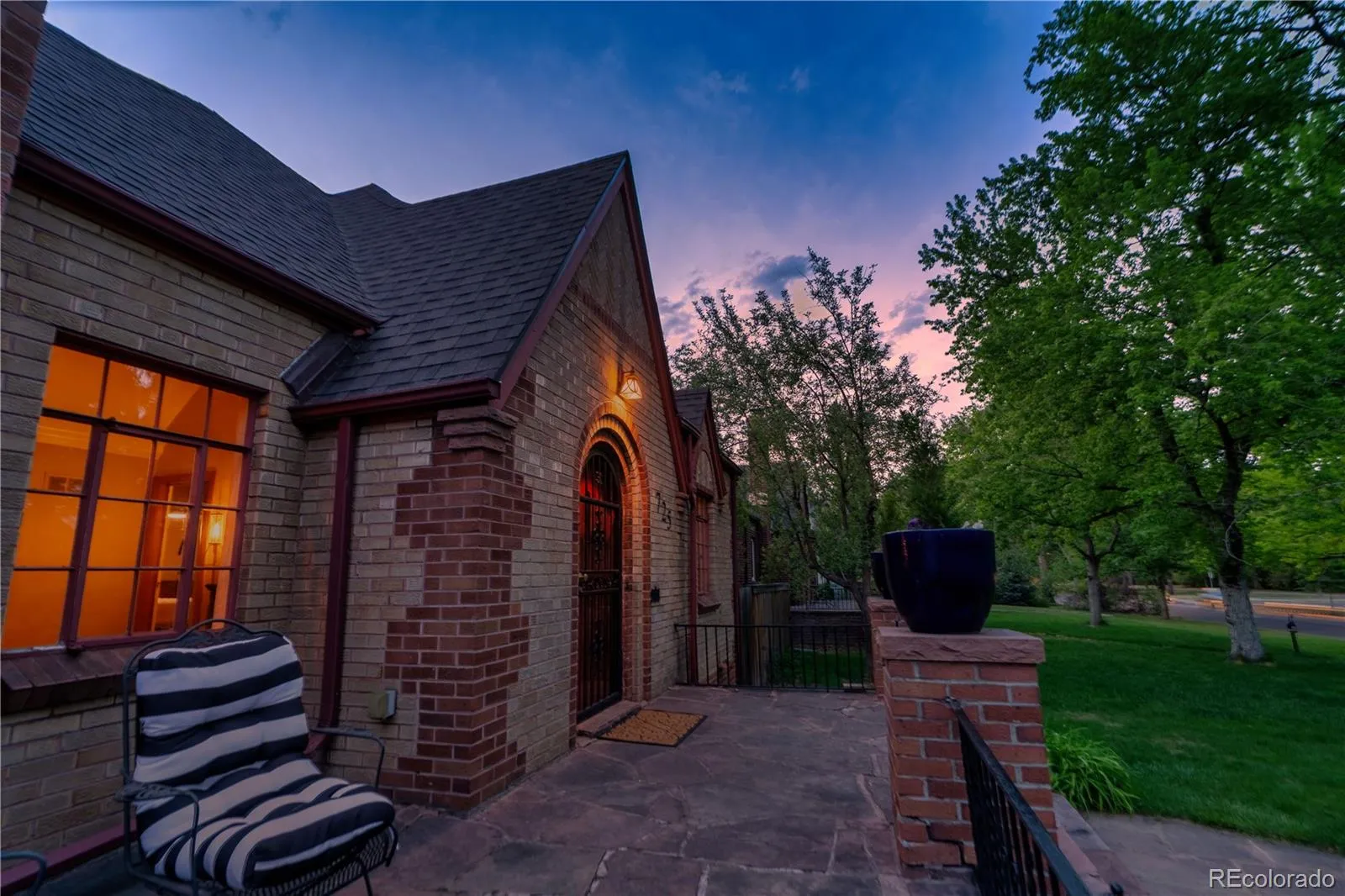 725 Monaco Parkway Denver CO 80220 MLS #REC4334735 05162026211655 1600 42