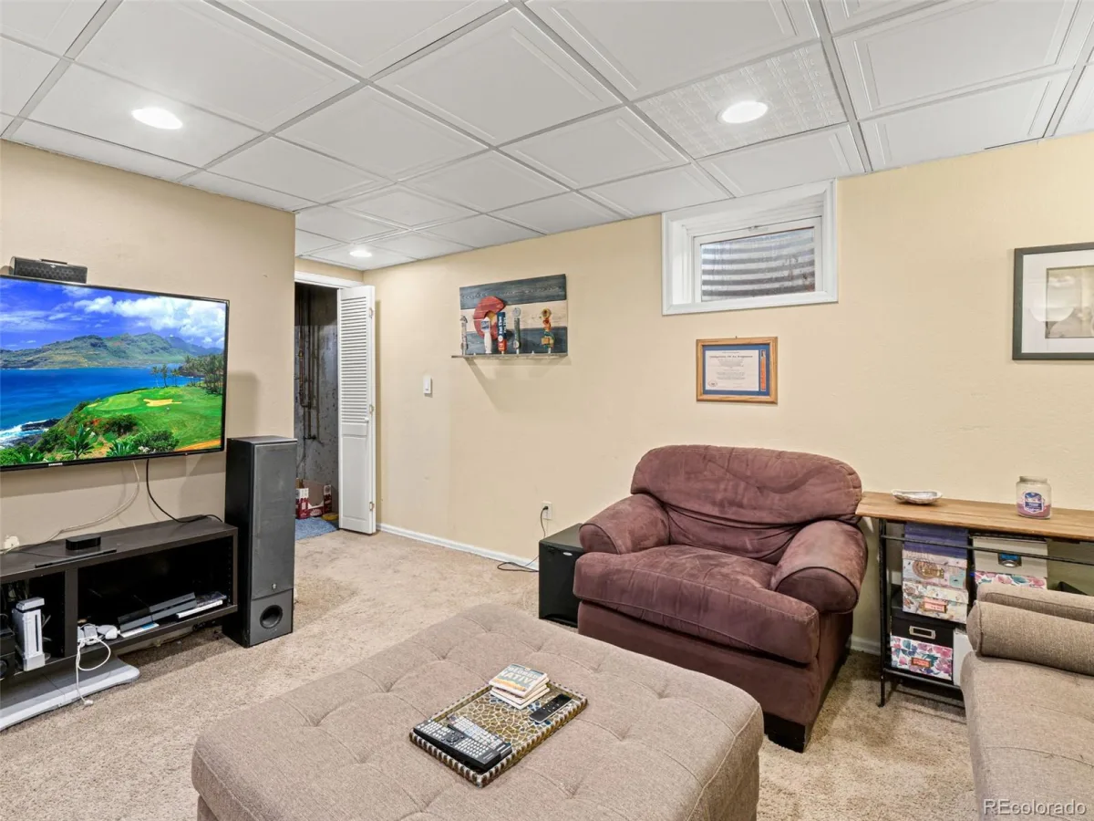 7329 S Tamarac Court Englewood CO 80112 MLS #REC4338780 06172026000934 1200 24