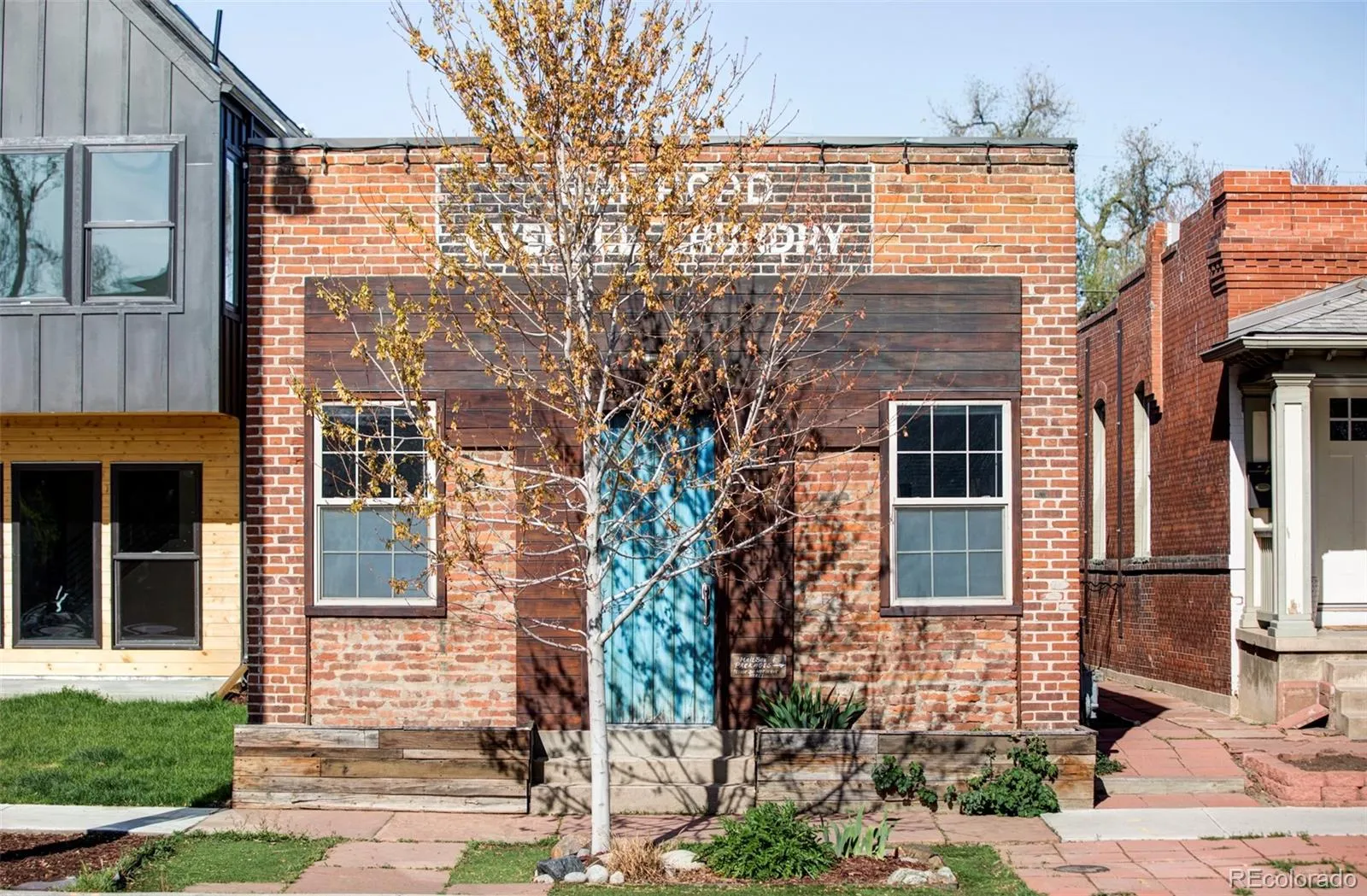 3733 N Franklin Street Denver CO 80205 MLS #REC2514143 05072026185250 1600 2