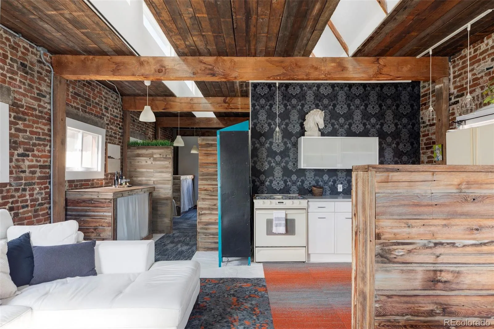 3733 N Franklin Street Denver CO 80205 MLS #REC2514143 05072026185250 1600 4