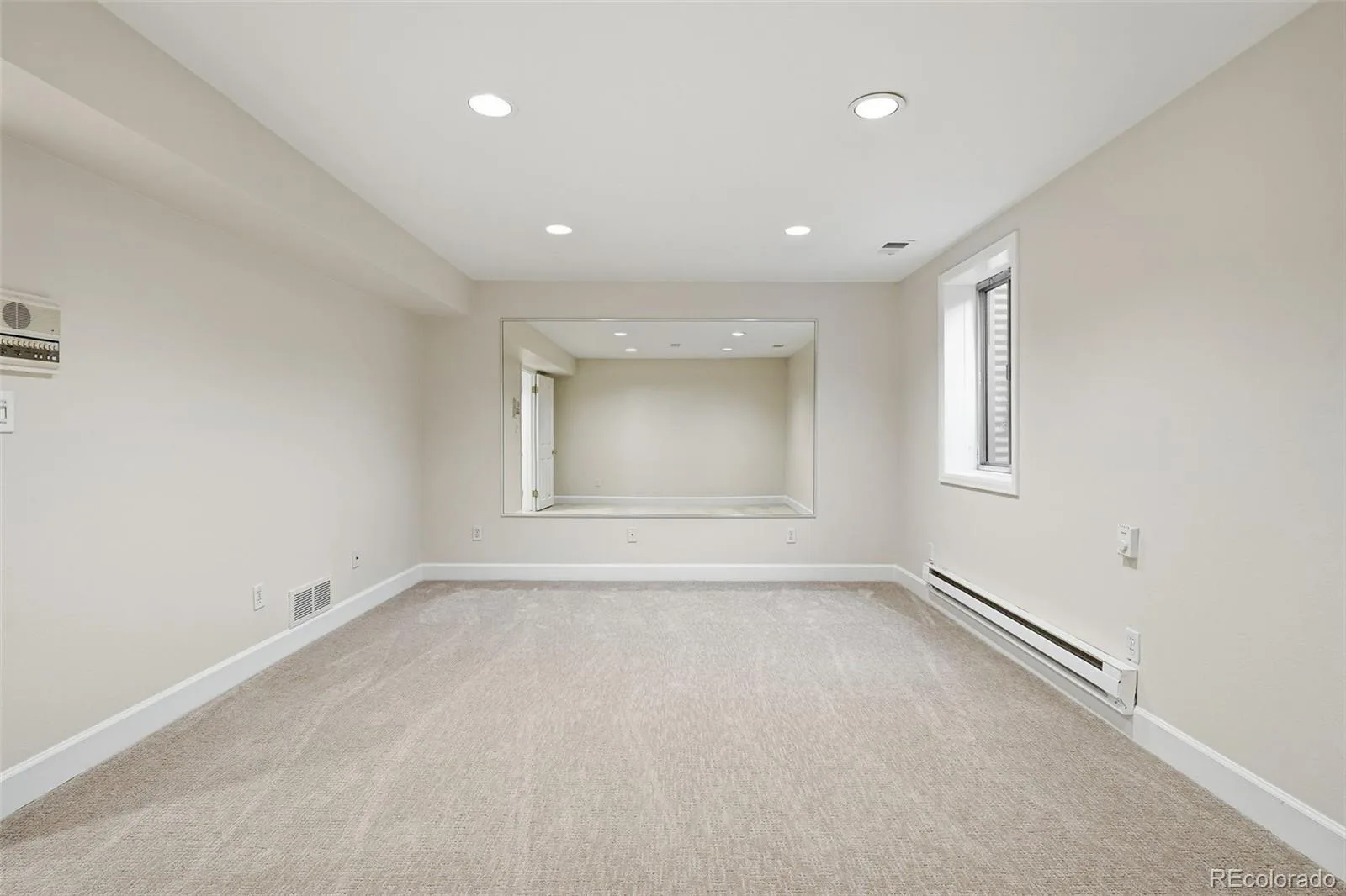 944 Ivanhoe Street Denver CO 80220 MLS #REC4342976 06122026173846 1600 36
