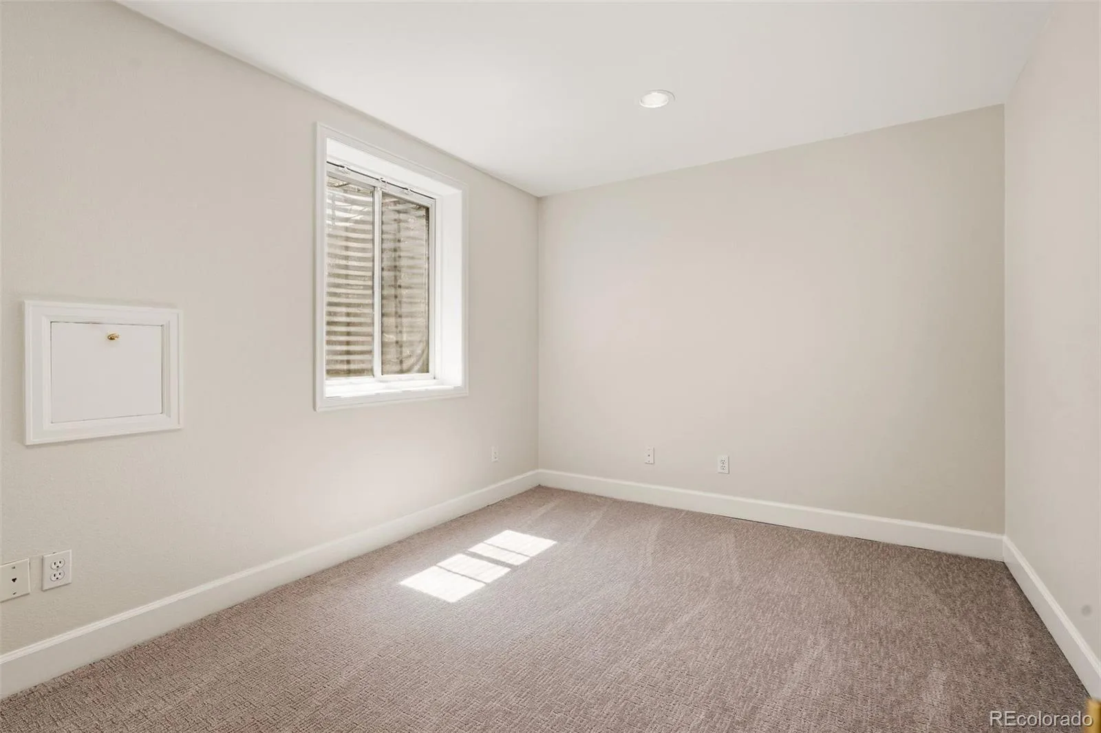 944 Ivanhoe Street Denver CO 80220 MLS #REC4342976 06122026173846 1600 40