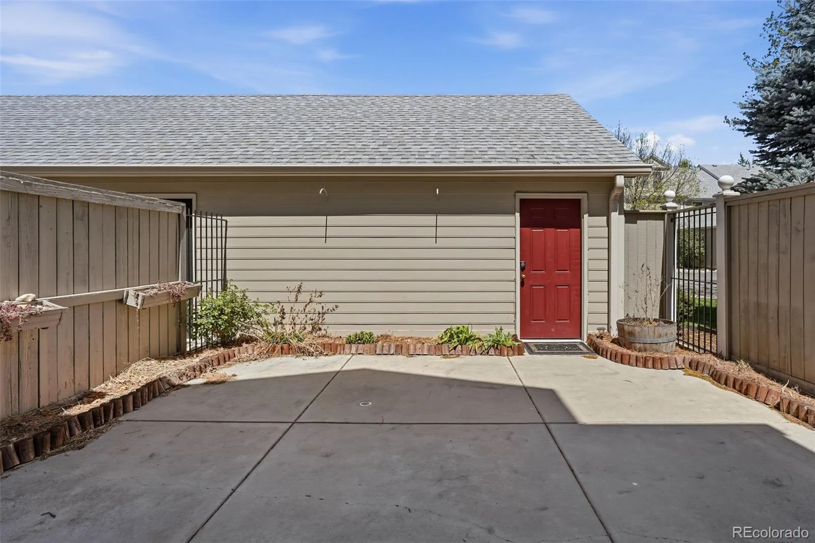 944 Ivanhoe Street Denver CO 80220 MLS #REC4342976 06122026173846 1600 45