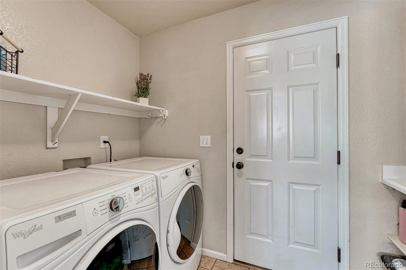 9832 Amber Rock Drive Parker CO 80134 MLS #REC4344405 07312026175705 1600 12