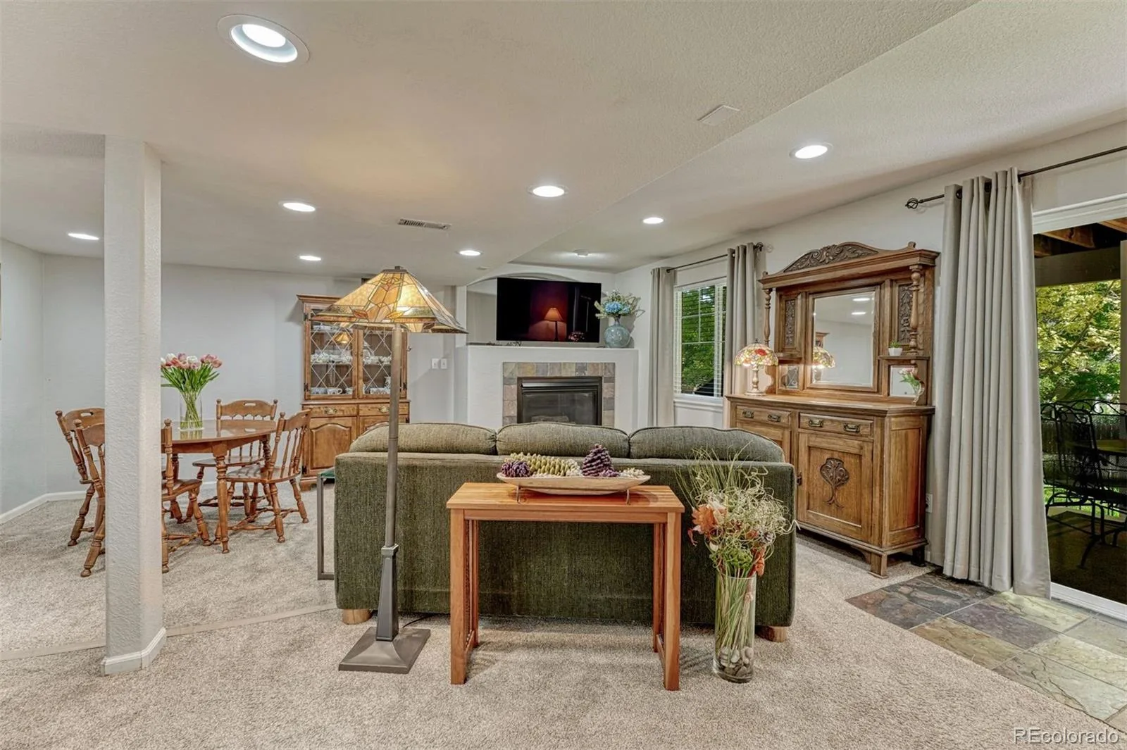 9832 Amber Rock Drive Parker CO 80134 MLS #REC4344405 07312026175705 1600 24