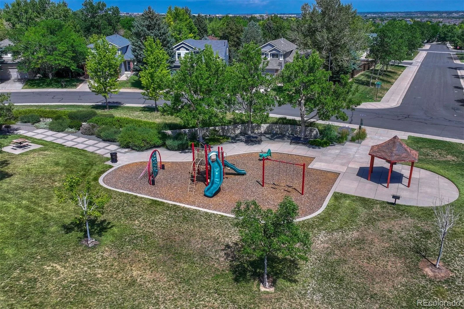9832 Amber Rock Drive Parker CO 80134 MLS #REC4344405 07312026175705 1600 36