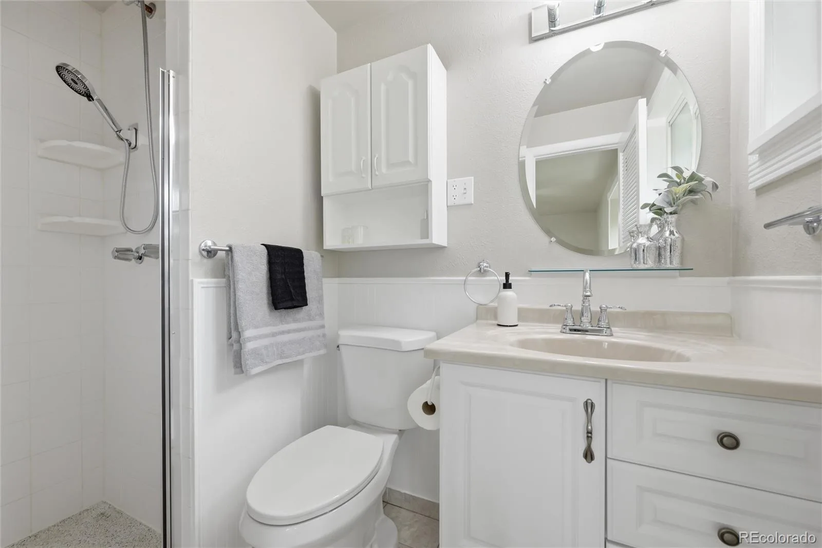 6902 Oak Way Arvada CO 80004 | MLS #REC4344475 08212026005222 1600 25