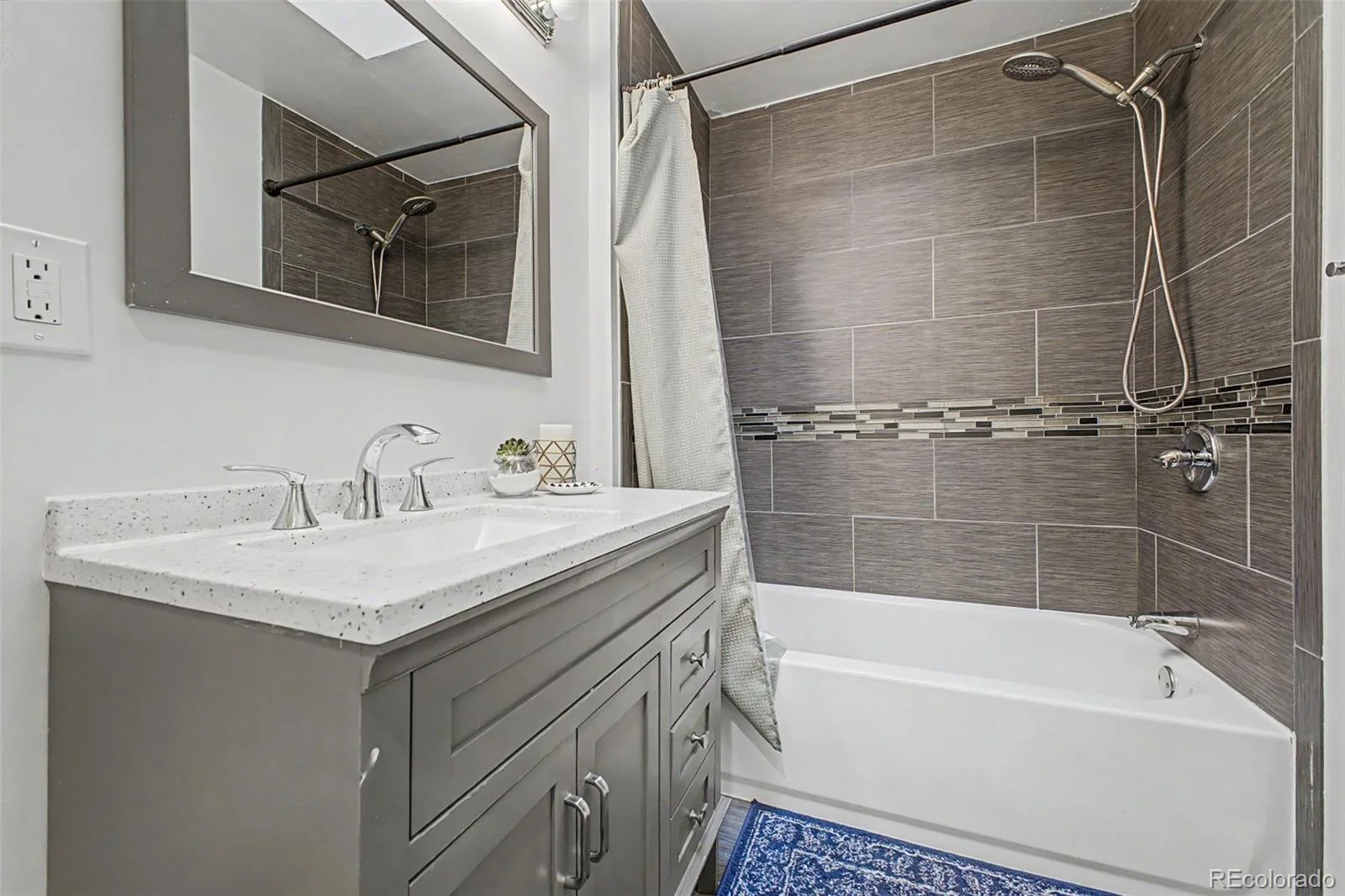 3076 S Holly Place Denver CO 80222 | MLS #REC4351515 08052026221544 1600 16