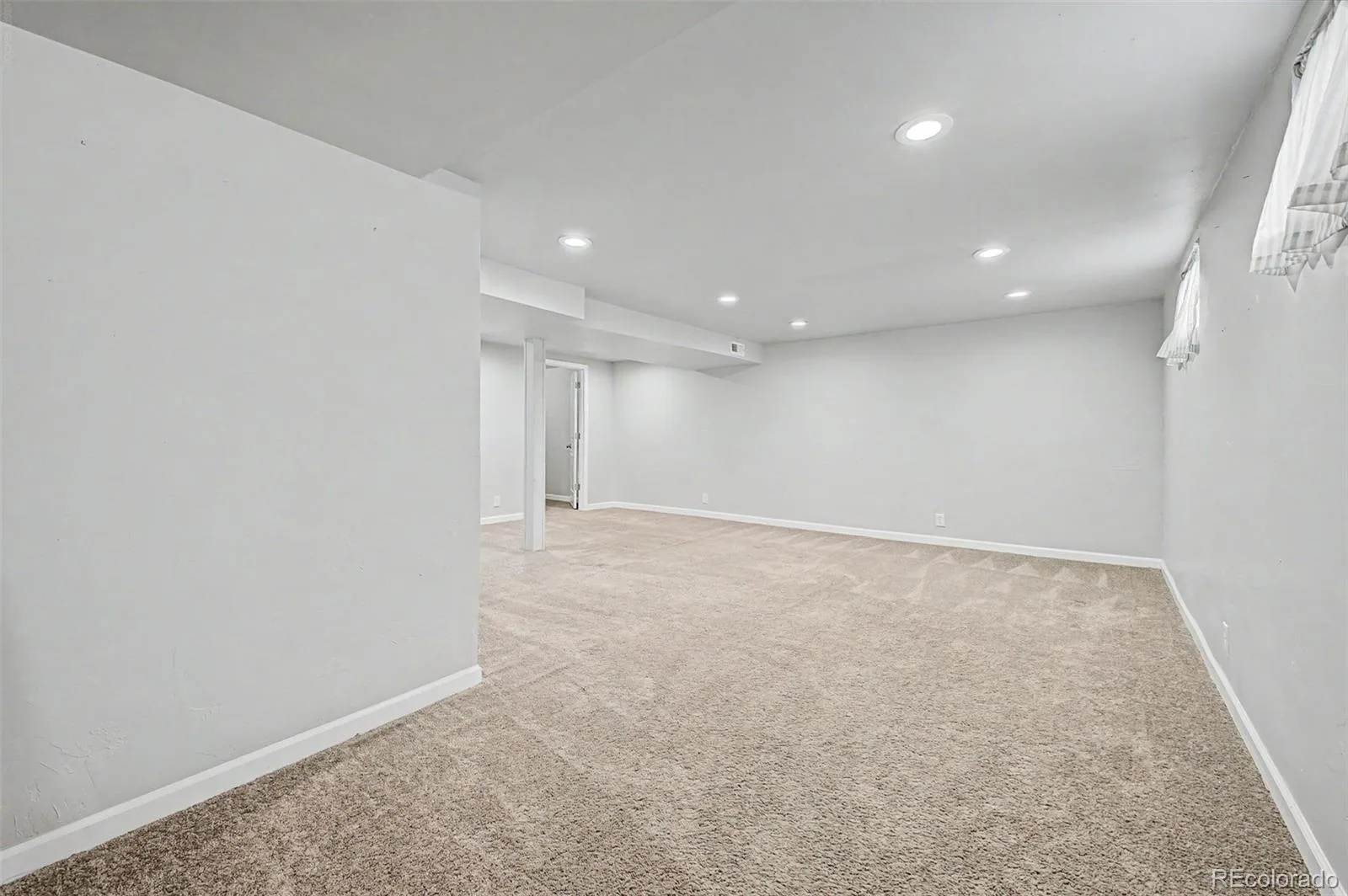 3076 S Holly Place Denver CO 80222 | MLS #REC4351515 08052026221544 1600 23