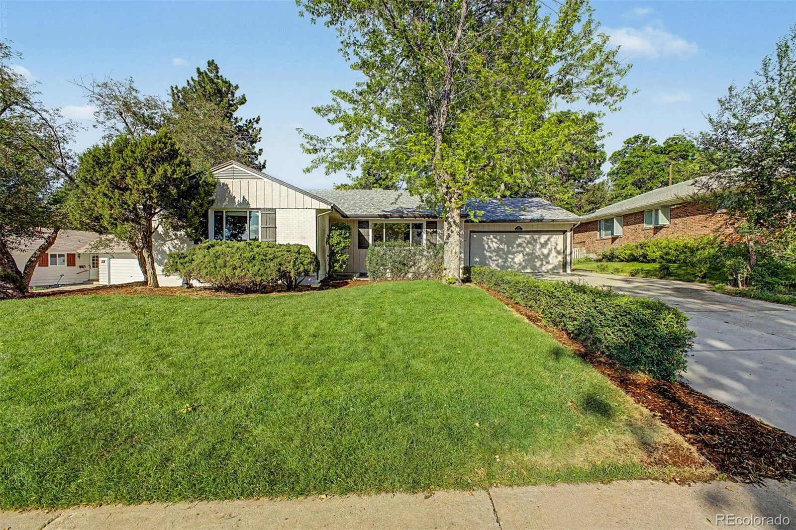 3076 S Holly Place Denver CO 80222 | MLS #REC4351515 08052026221544 1600 34