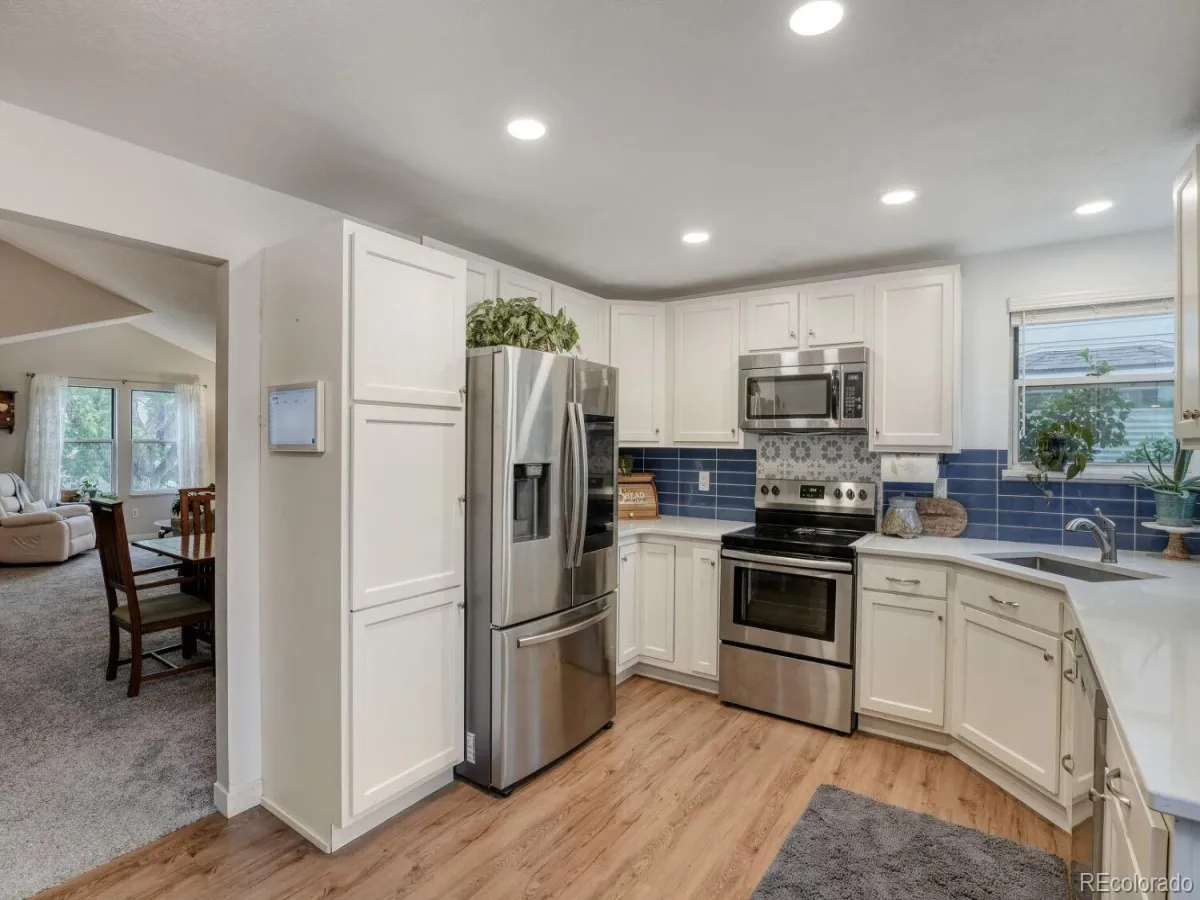 8883 W Quarto Avenue Littleton CO 80128 MLS #REC4352861 05202026222355 1200 9
