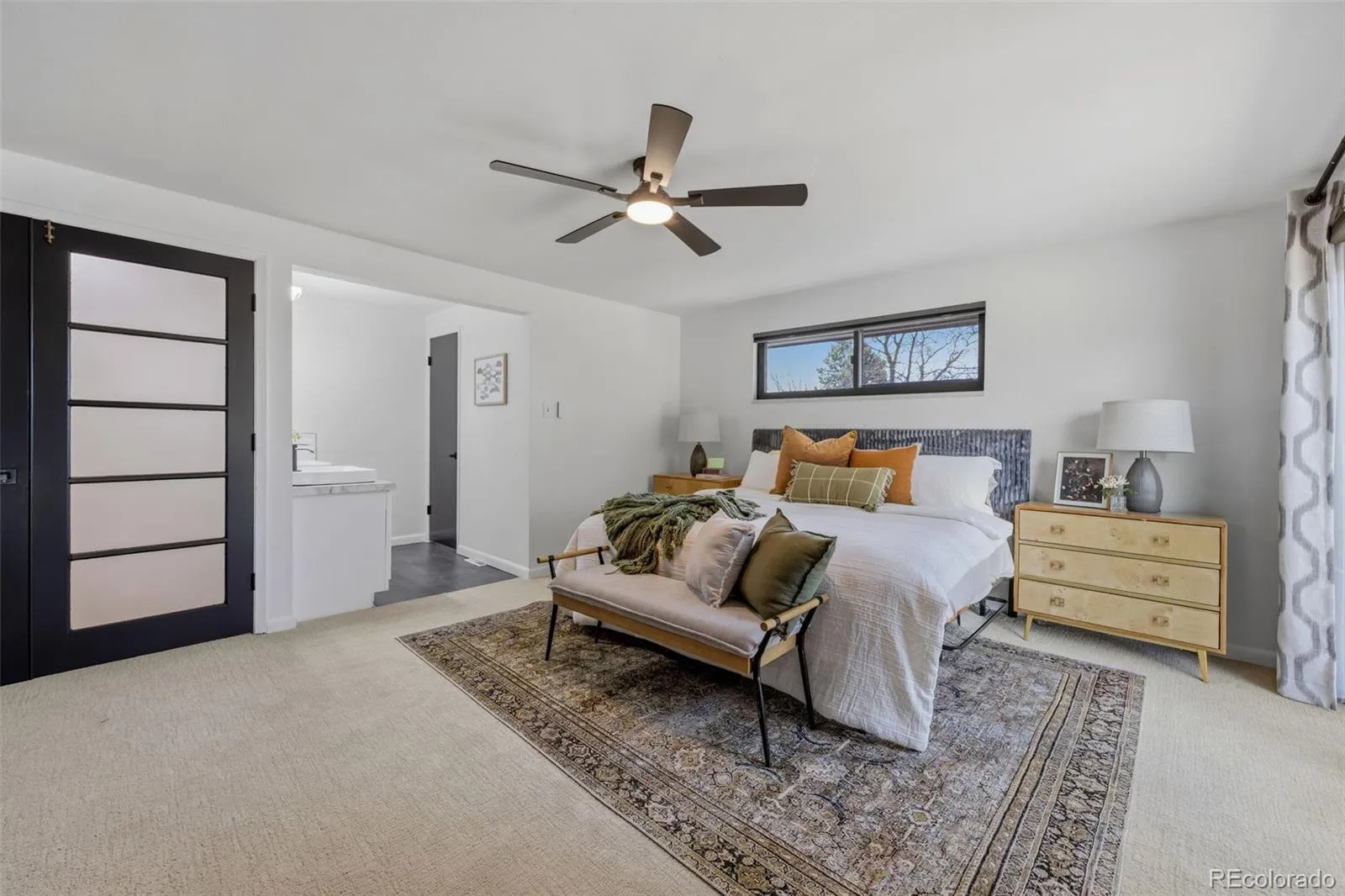 04102026215524 1600 17