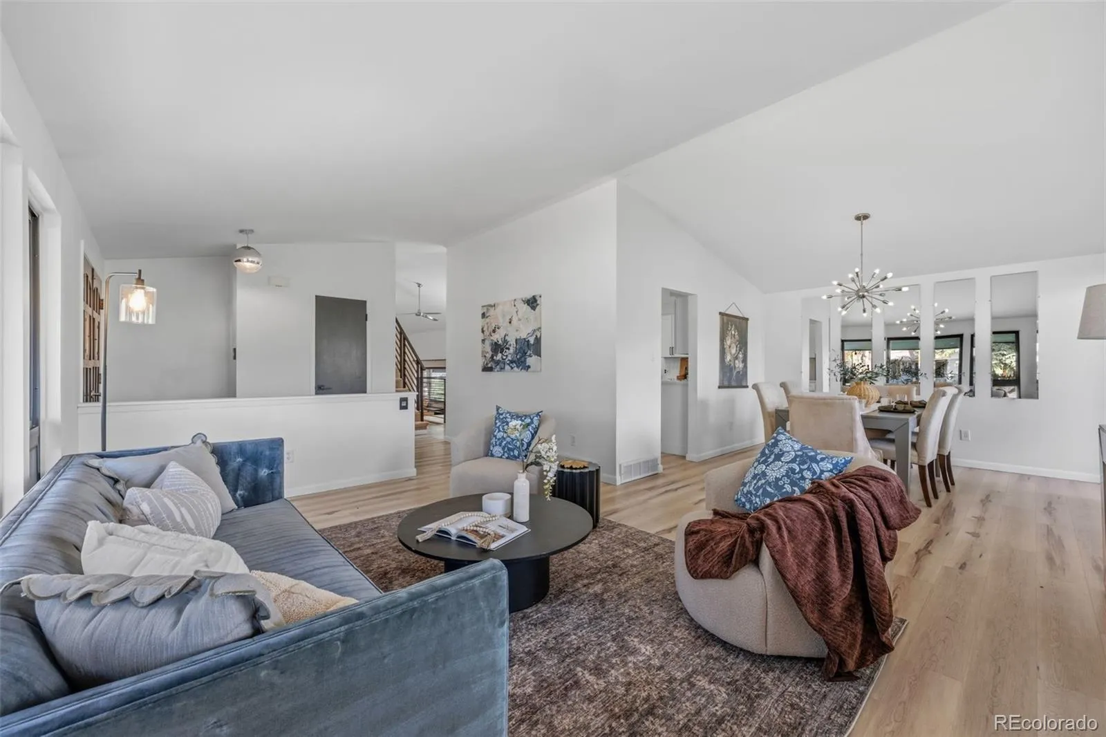 04102026215524 1600 2