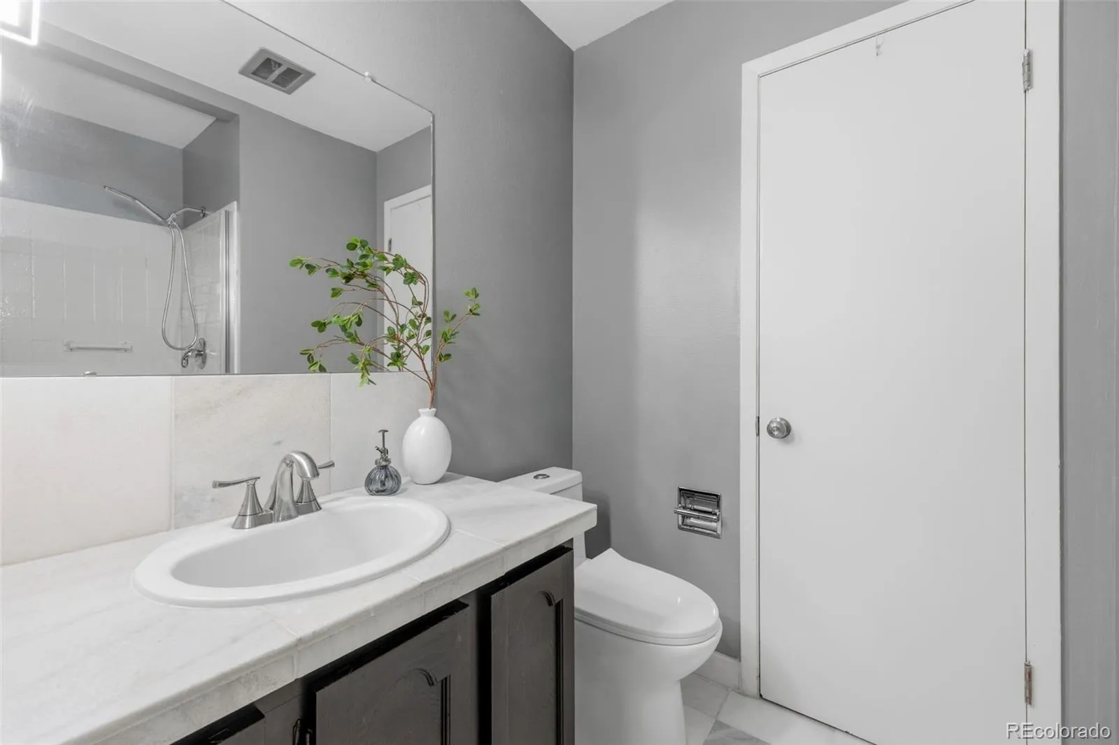 04102026215524 1600 25