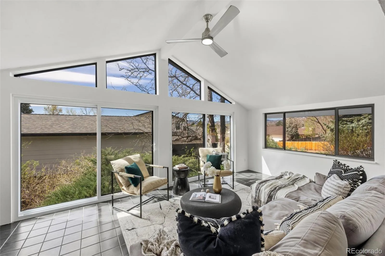 04102026215524 1600 6