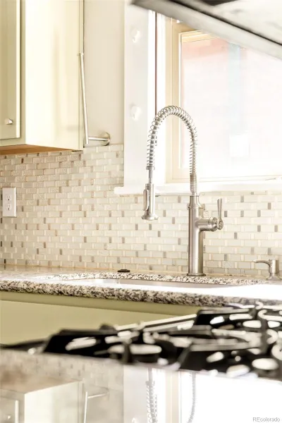 04172026172236 800 16