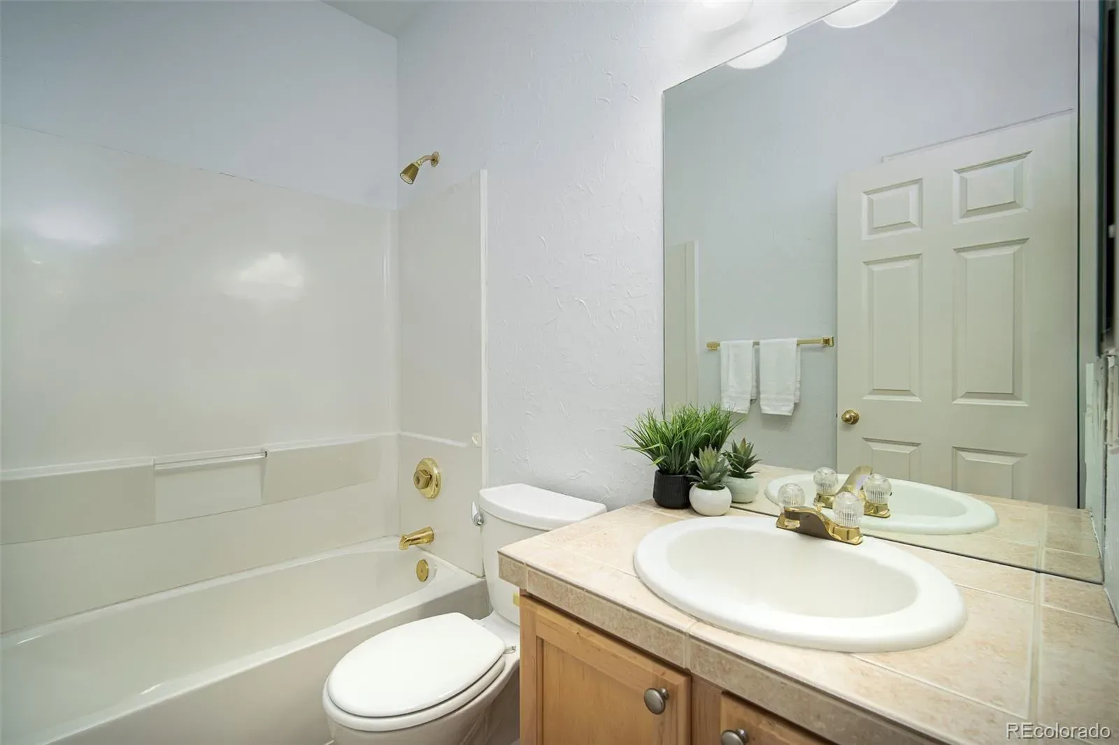 03192026235449 1600 22