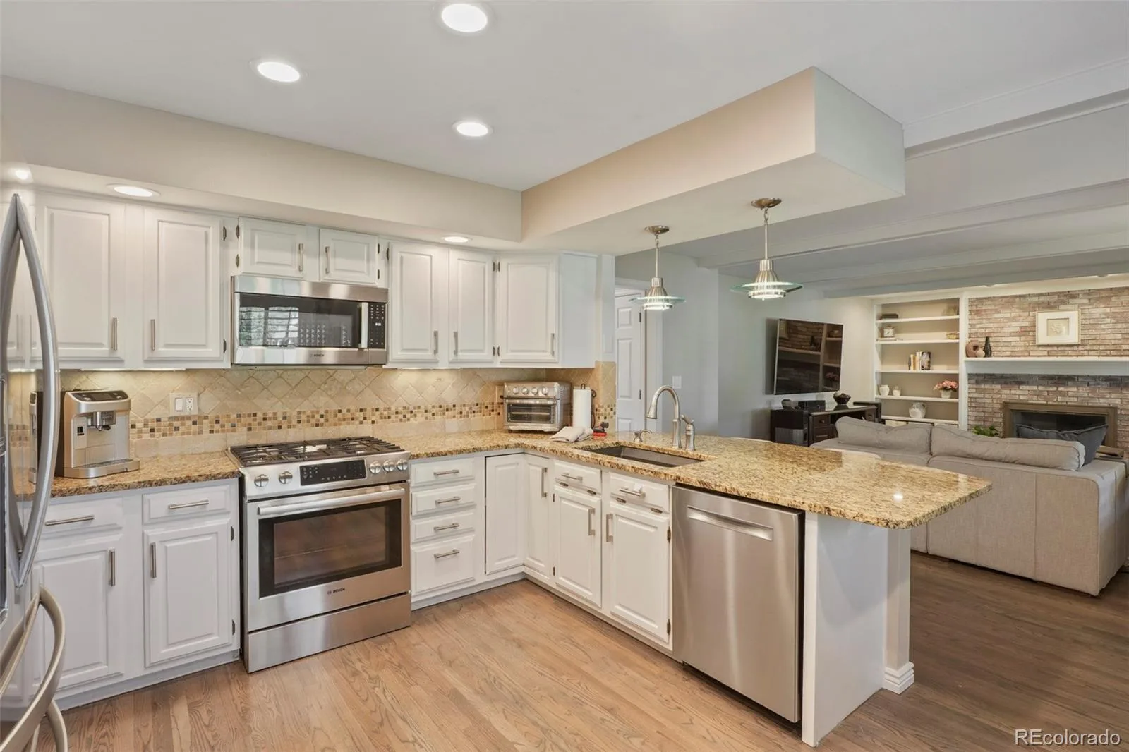 9061 Sunset Ridge Court Highlands Ranch CO 80126 | MLS #REC4358193 08192026232807 1600 10