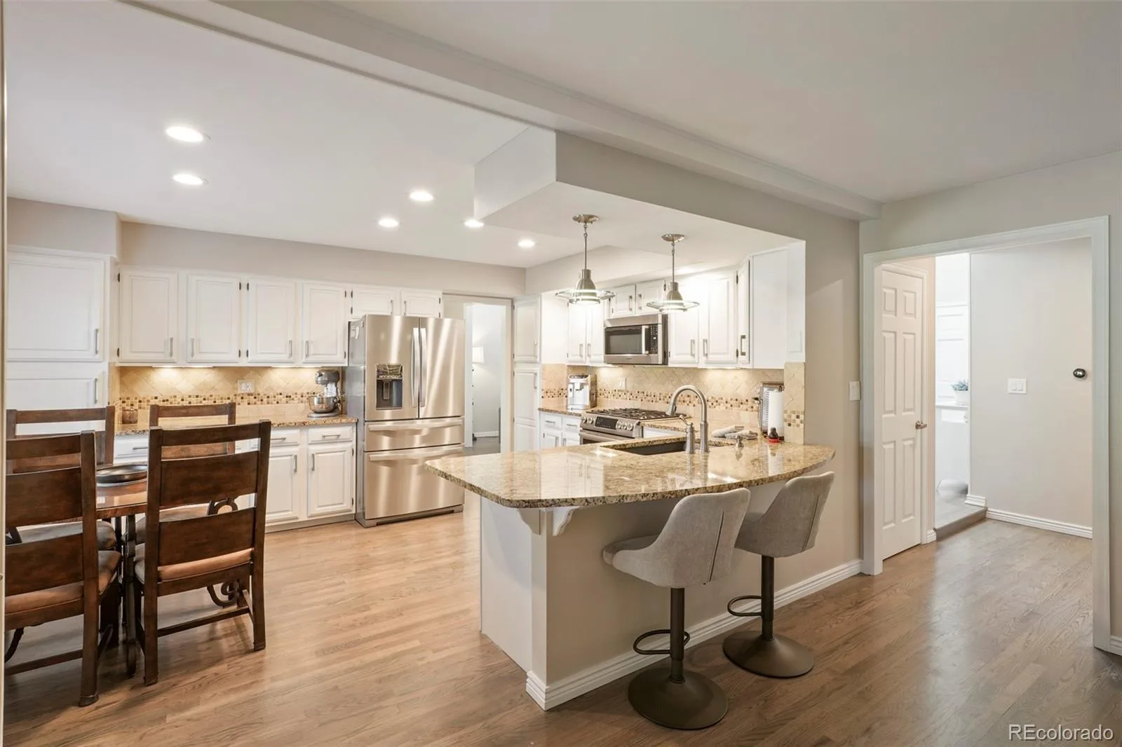 9061 Sunset Ridge Court Highlands Ranch CO 80126 | MLS #REC4358193 08192026232807 1600 11