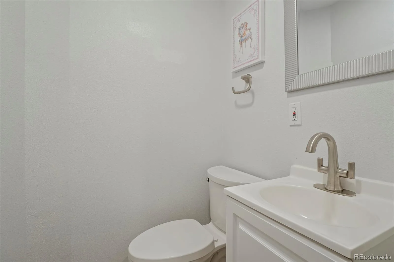 9061 Sunset Ridge Court Highlands Ranch CO 80126 | MLS #REC4358193 08192026232807 1600 26