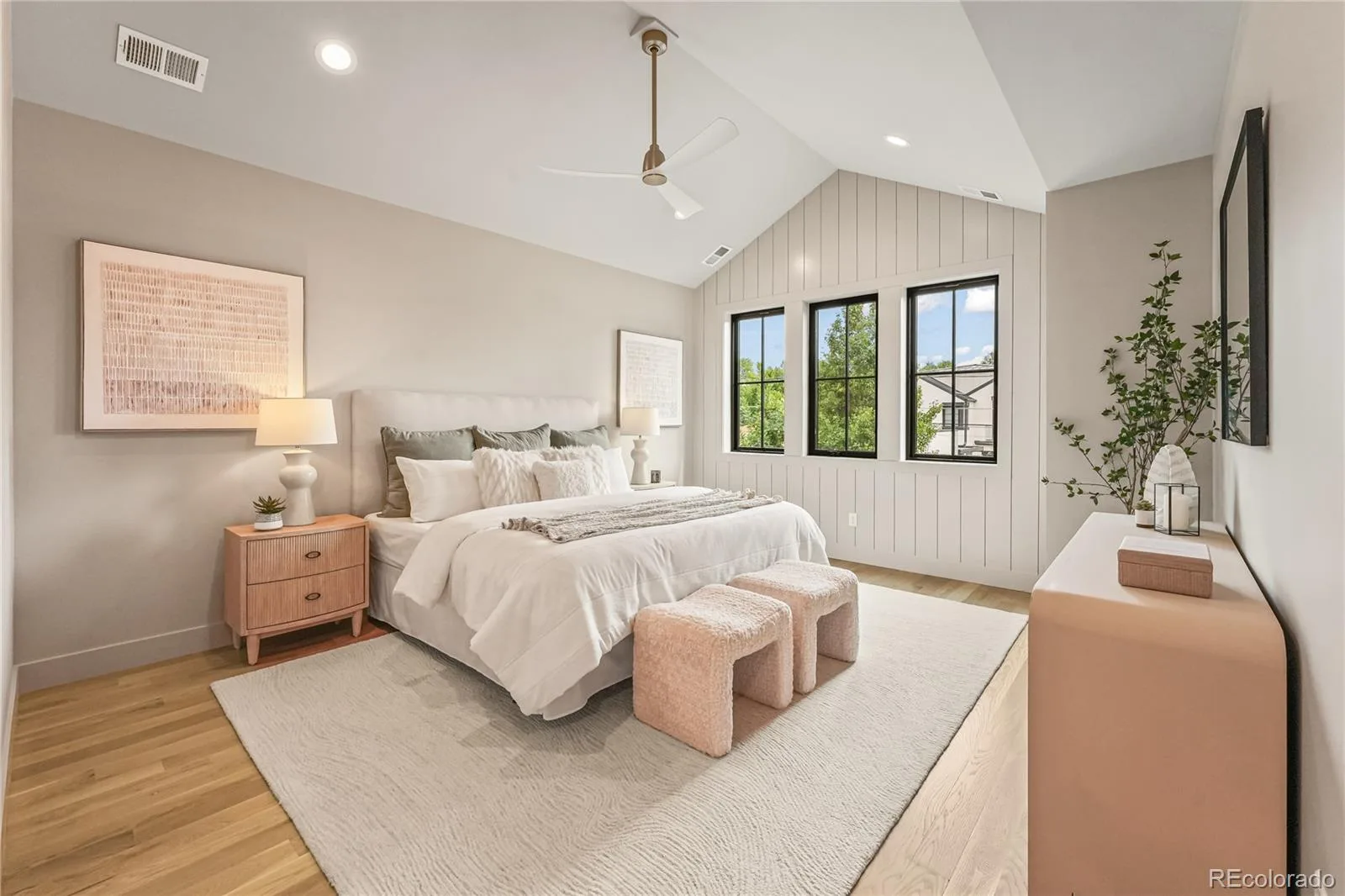 678 S Vine Street Denver CO 80209 | MLS #REC4358480 09232026065610 1600 19