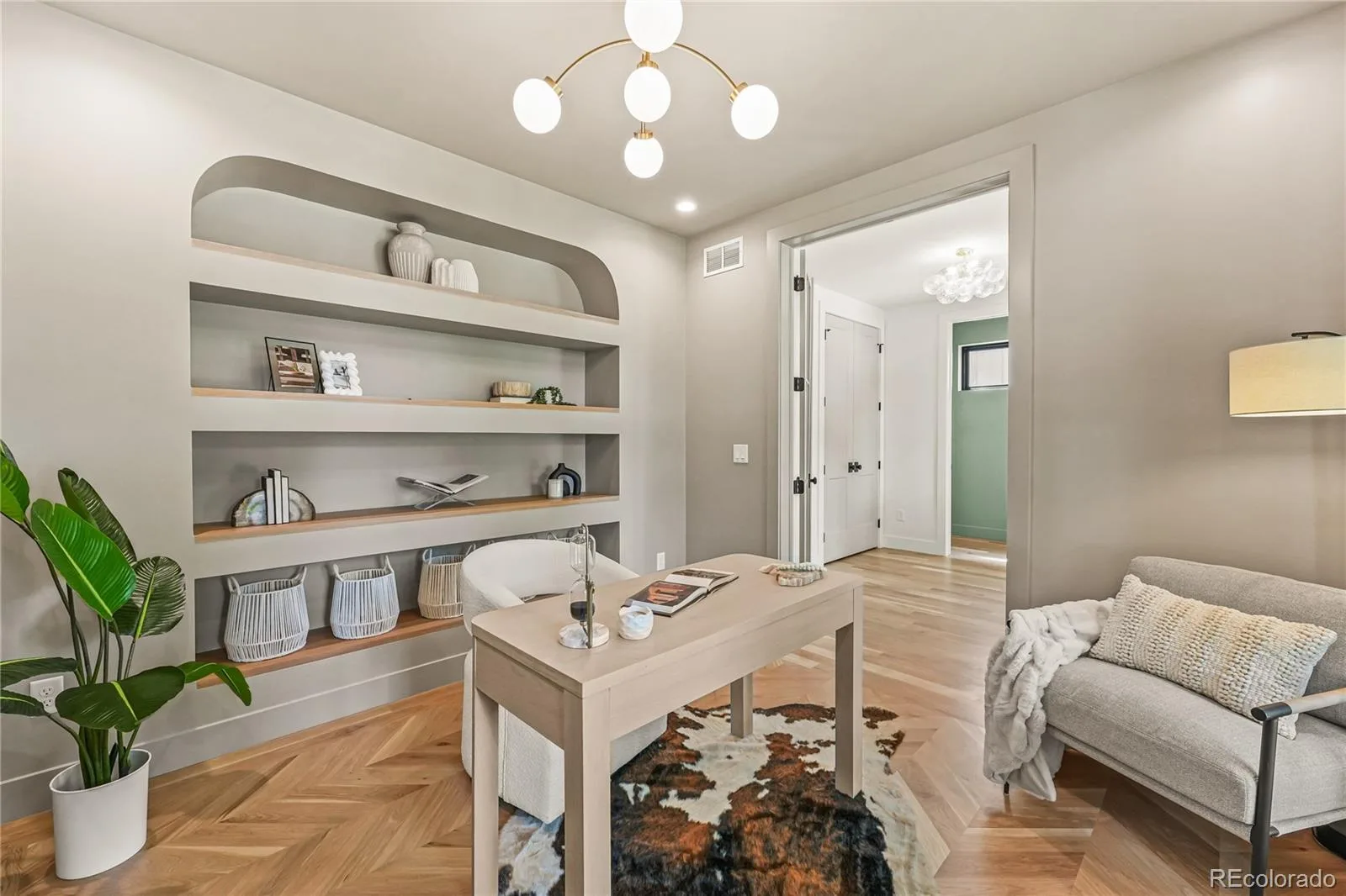 678 S Vine Street Denver CO 80209 | MLS #REC4358480 09232026065610 1600 4