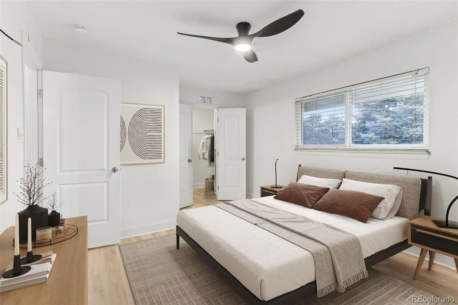 9183 E Oxford Drive Denver CO 80237 MLS #REC4362280 05092026024452 1600 18