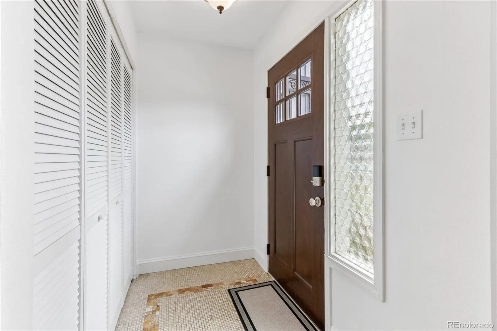 9183 E Oxford Drive Denver CO 80237 MLS #REC4362280 05092026024452 1600 3