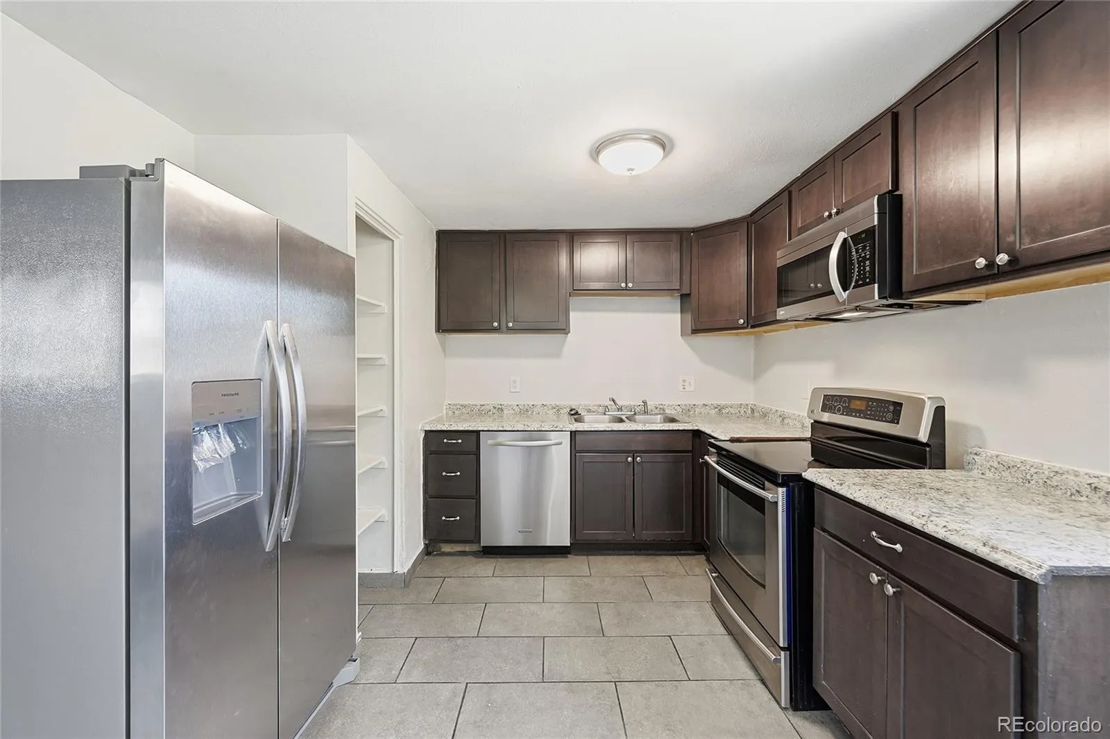875 S Quebec Street Denver CO 80247 MLS #REC4363624 05022026200801 1600 6