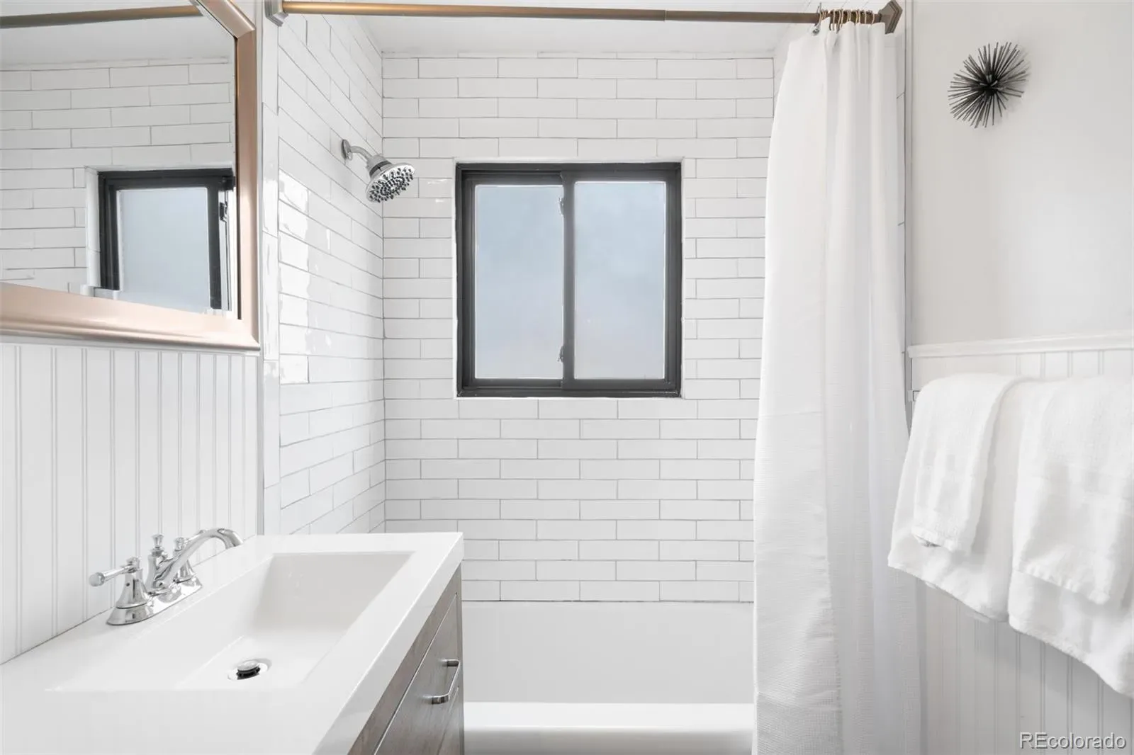 03262026230105 1600 14