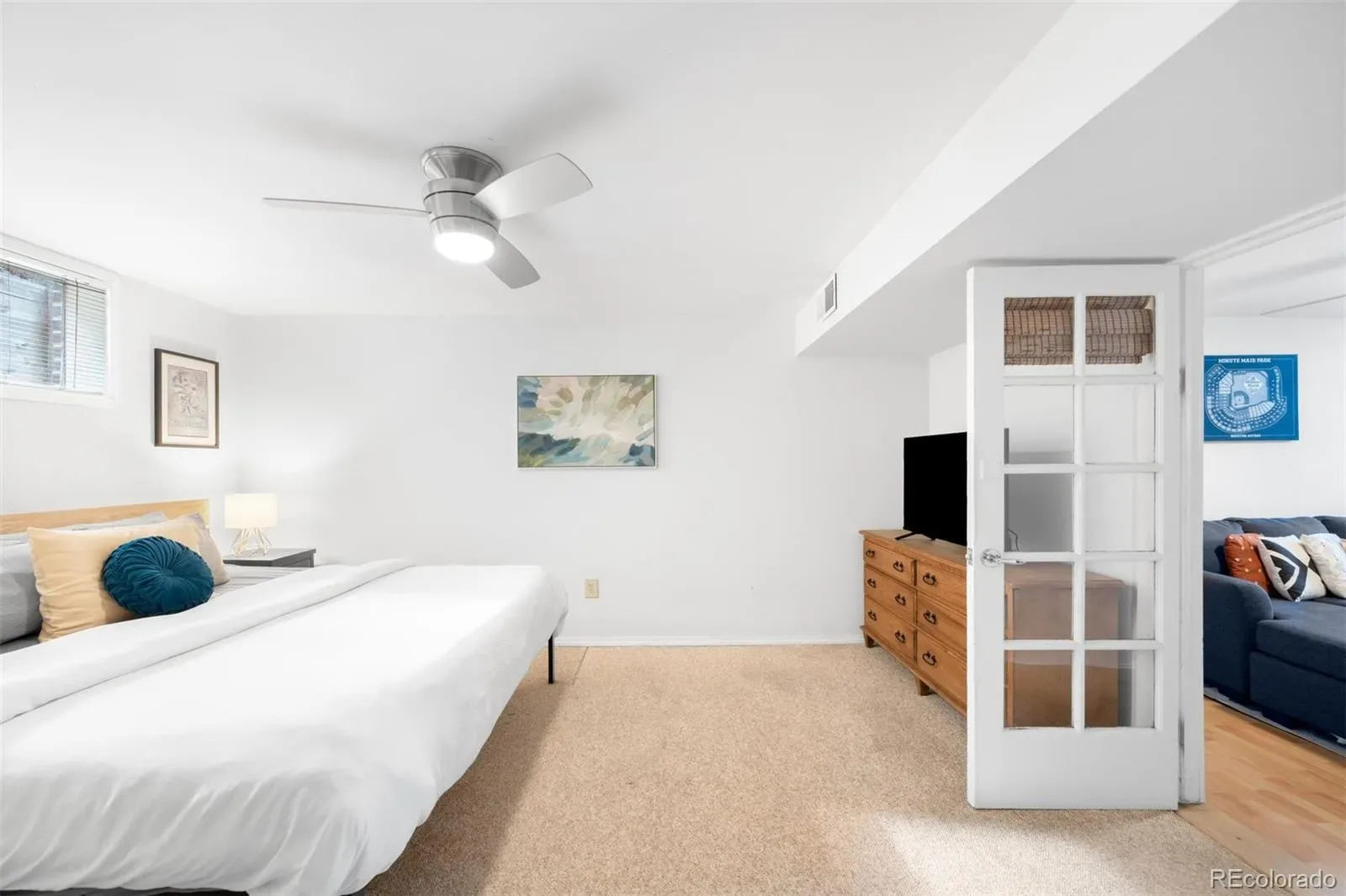 03262026230105 1600 17