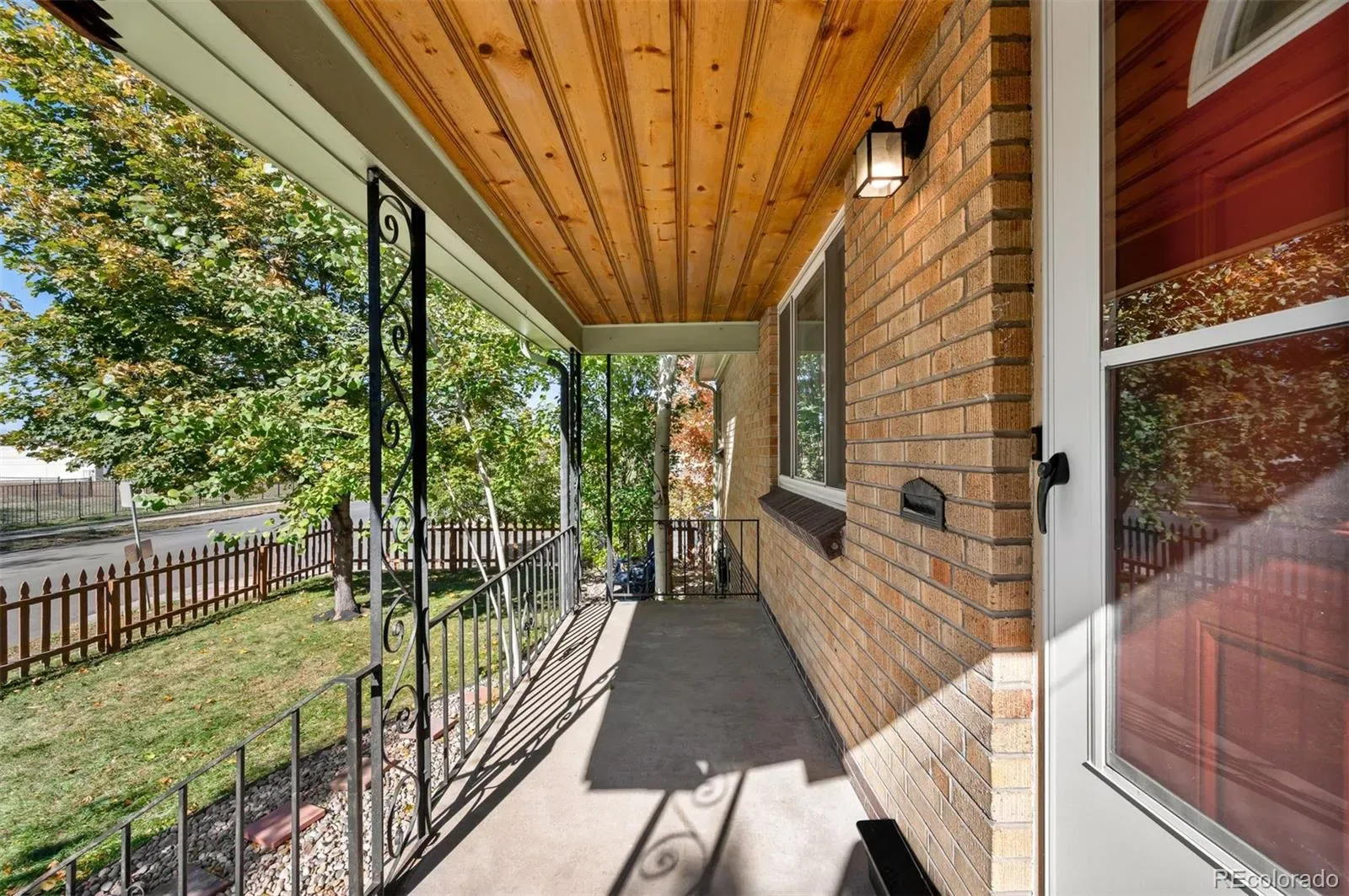 03262026230105 1600 28