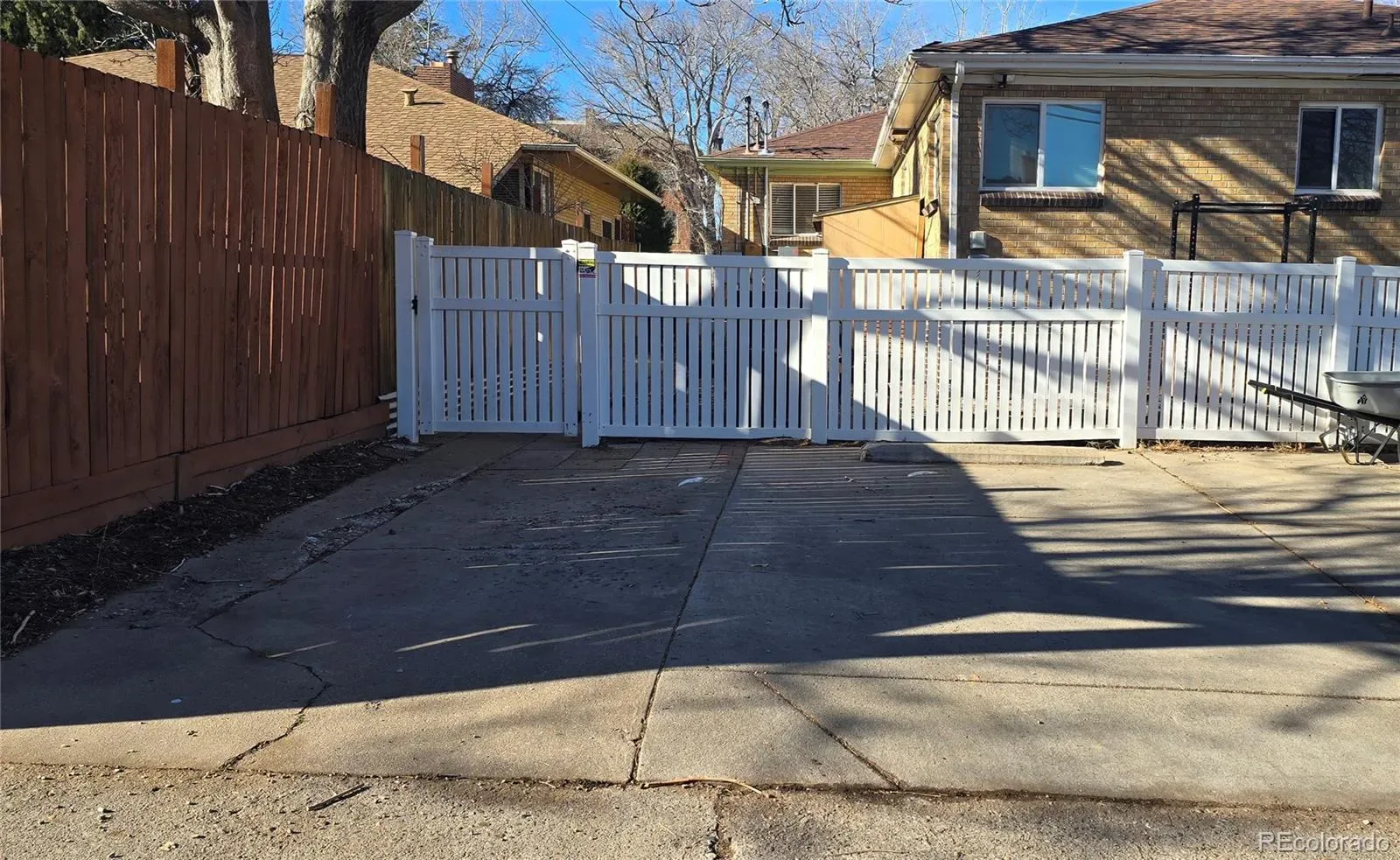 03262026230105 1600 34