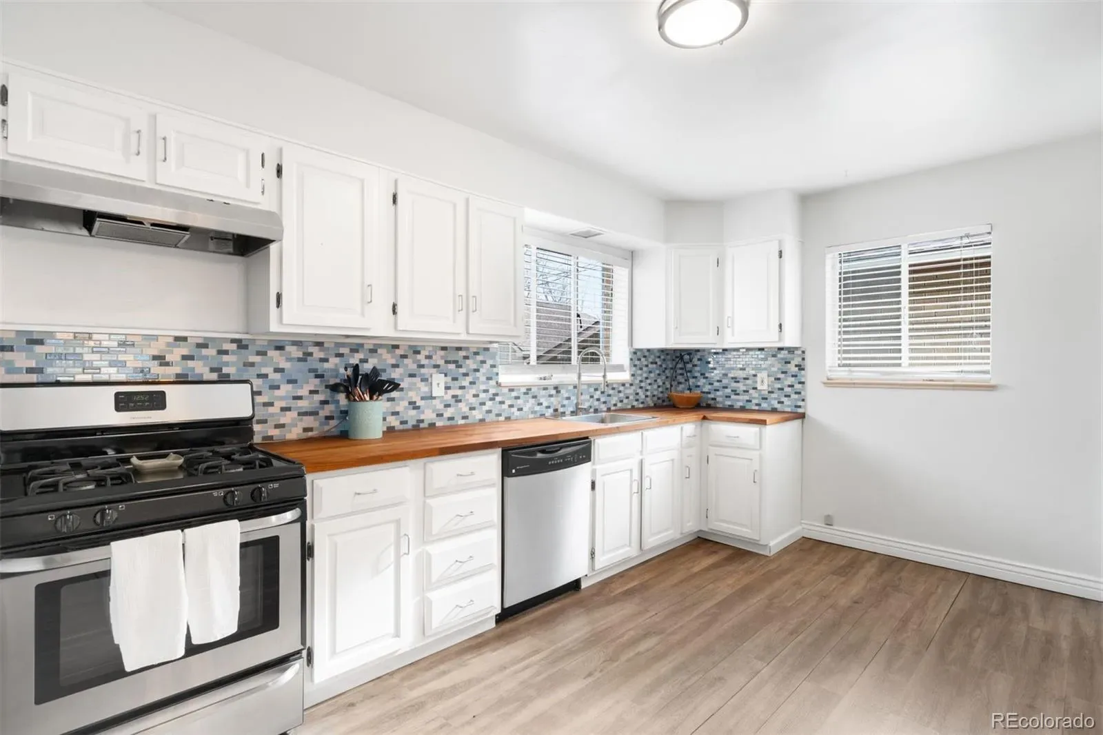 03262026230105 1600 9