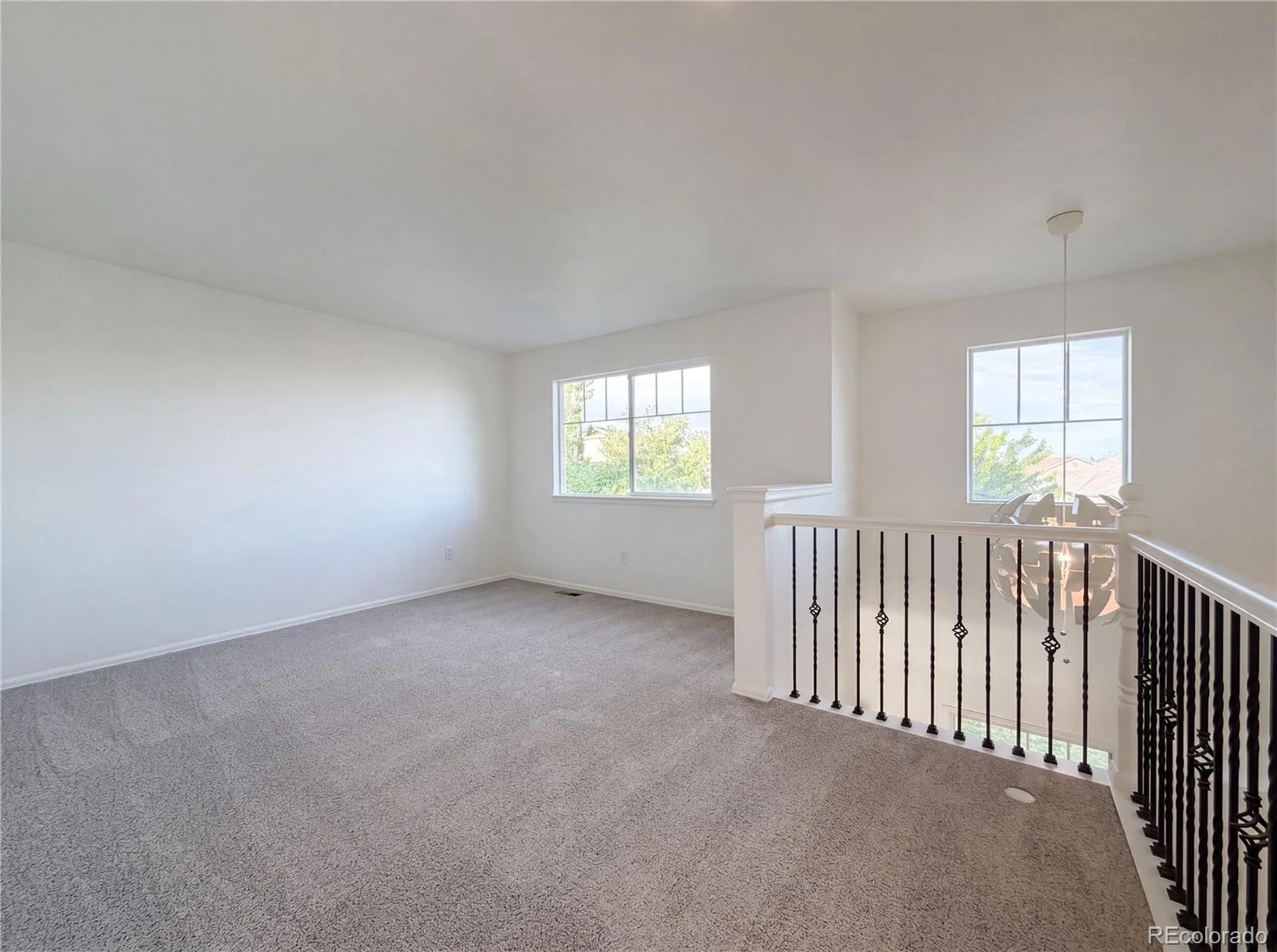 8585 Raspberry Drive Longmont CO 80504 | MLS #REC4366822 06012026225843 1600 20