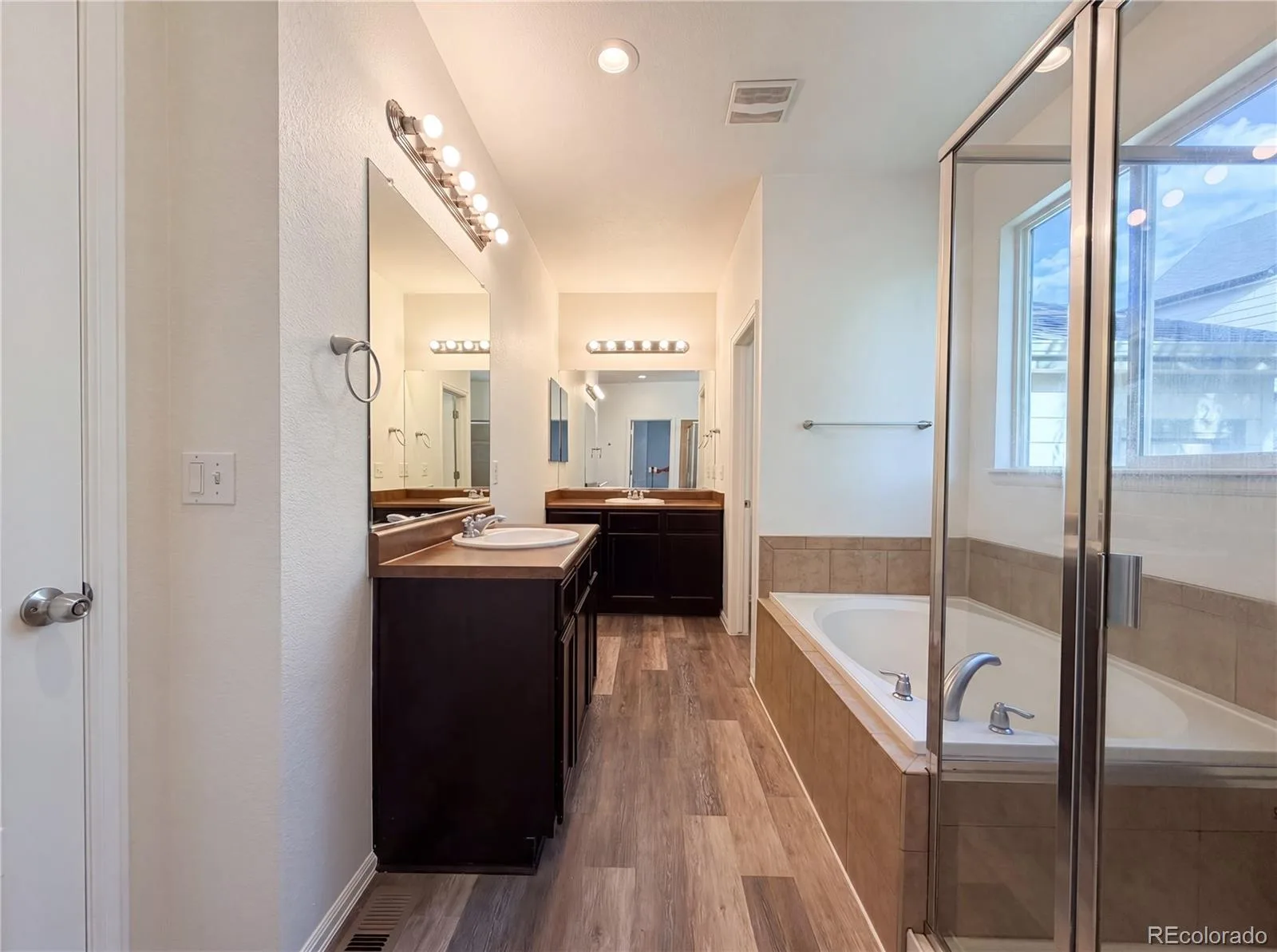 8585 Raspberry Drive Longmont CO 80504 | MLS #REC4366822 06012026225843 1600 32